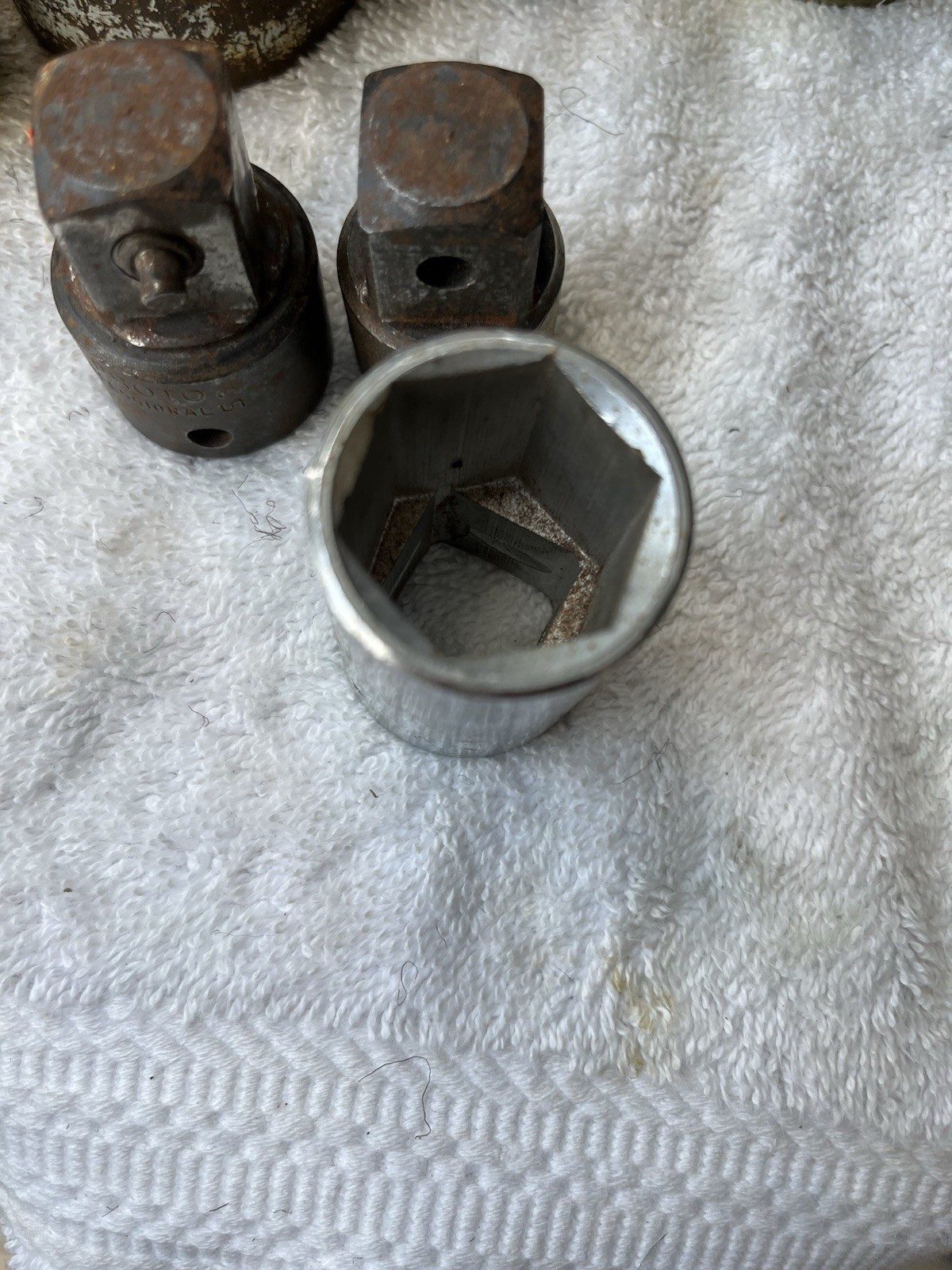 3/4 Drive-1”- (2) 1 “1/8-(1)1 “7/16 & 5/8 Drive Snap on 1”1/2 & 1/2to3/4Adapters