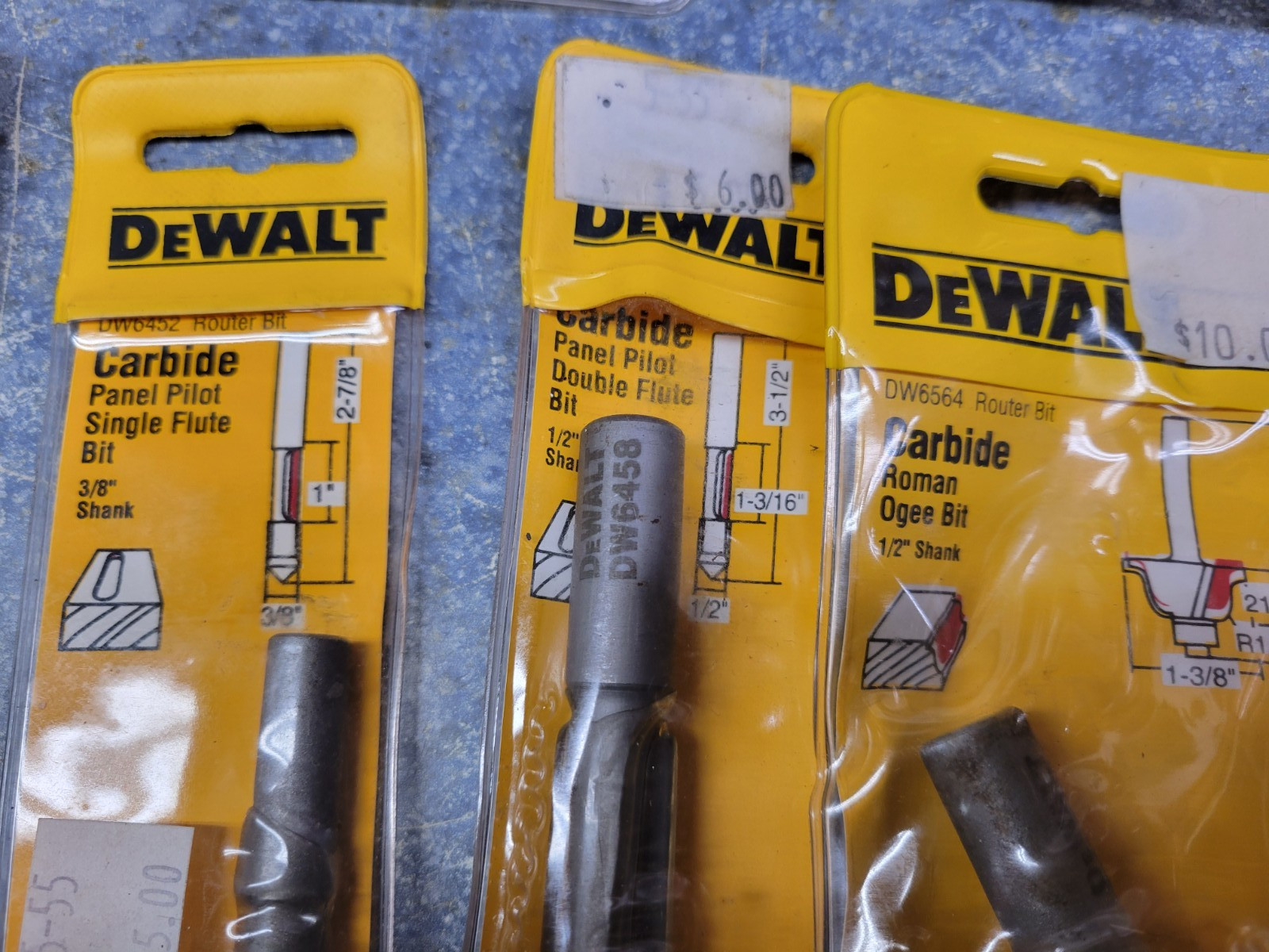 Dewalt USA NOS 22-Piece 3/8″ and 1/2″ Shank High Quality Carbide Router Bit Lot