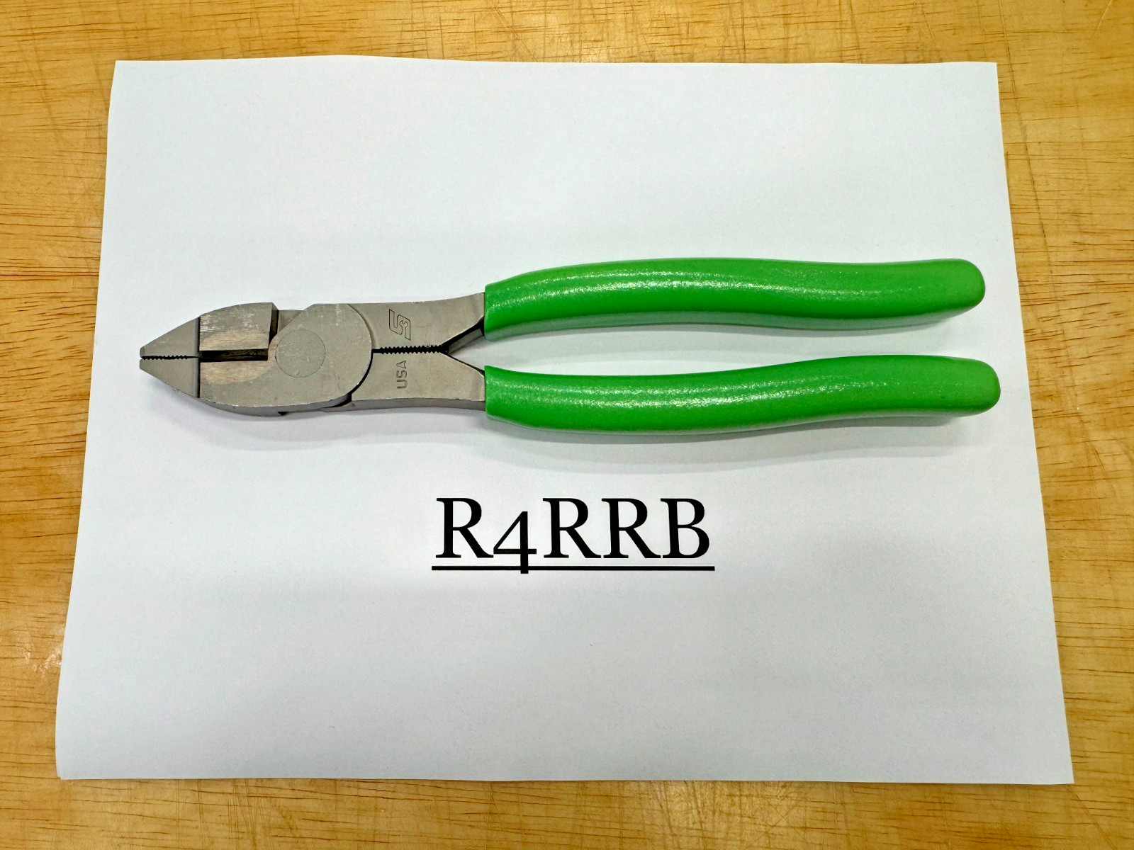 Snap-on Tools USA NEW 9″ GREEN Soft Grip HD Combination Lineman’s Pliers 59CFG