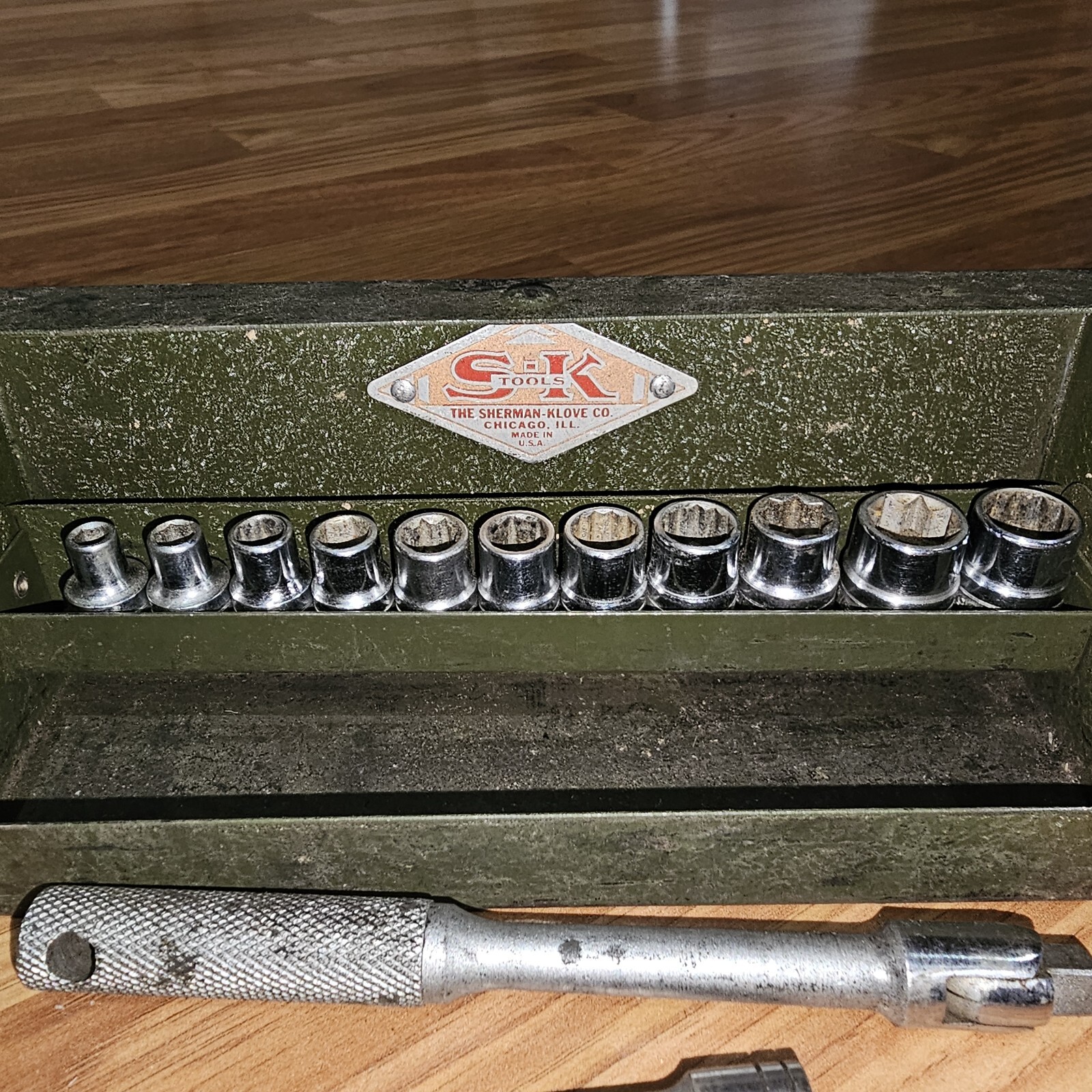 SK Tools Sherman Klove 16 Piece Vintage Socket Set 3/16″ – 7/16″