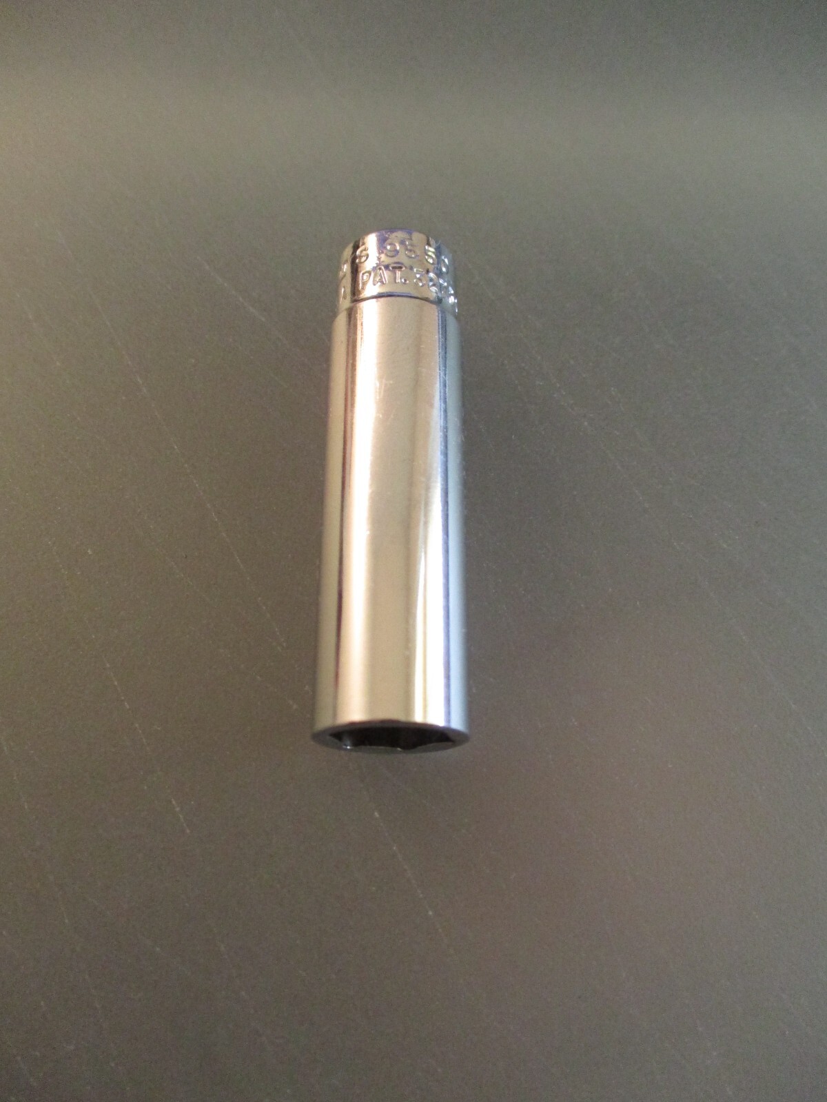 Snap On Tools NEW S9550 1/4″ Dr Prolonged GM Dash Nuts Specialty Socket, 3/8″