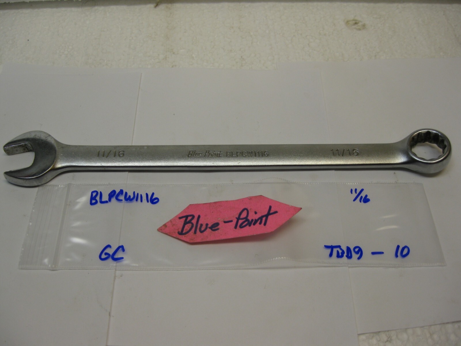 Blue Point tools 11/16 SAE Combination Wrench BLPCW1116 Nice!