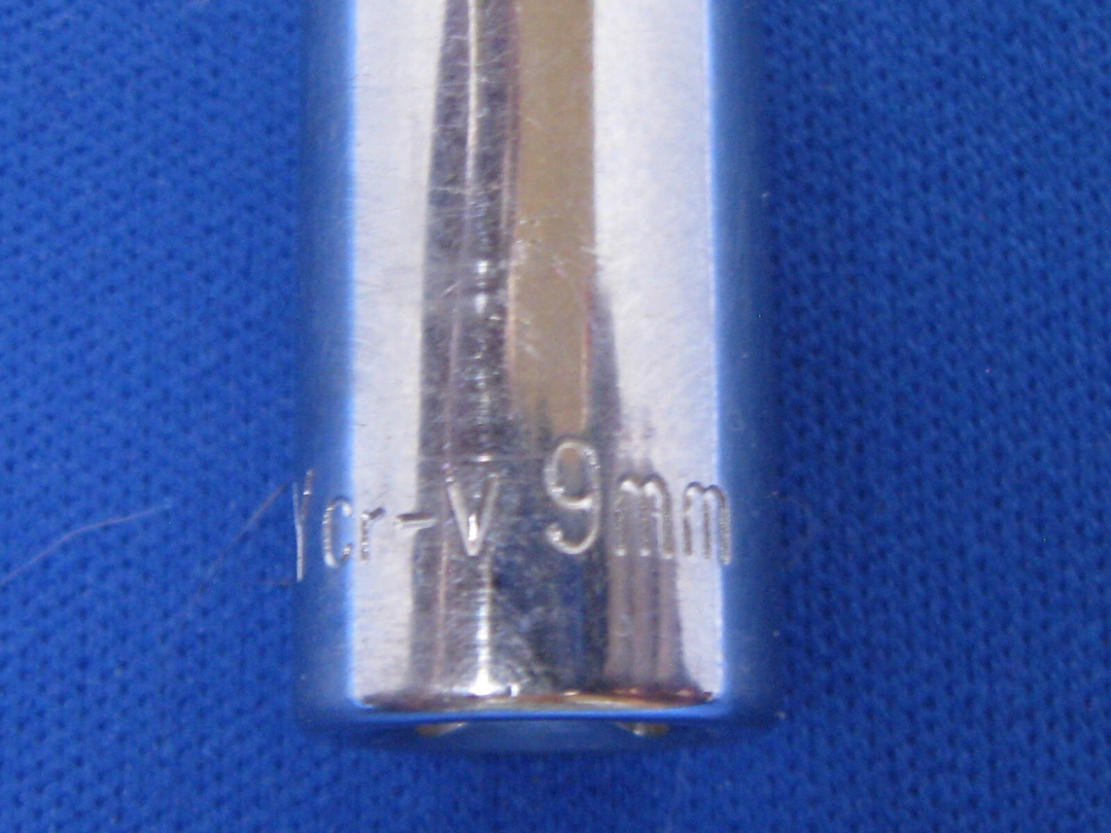 HUSKY cr-v 9mm, 6 pt, 1/4″ Drive, #20607 Engraved Socket