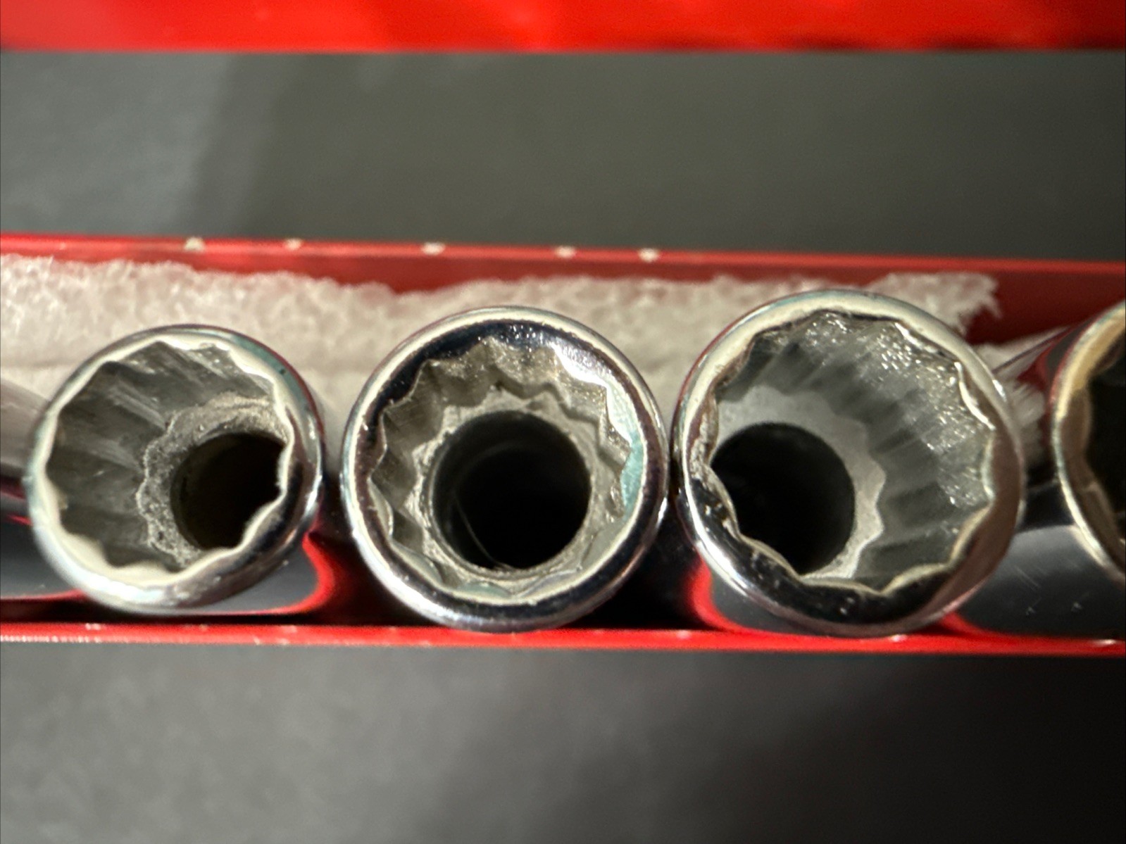 NOS VINTAGE WRIGHT TOOL 1/4” SAE DEEP 10pc SOCKET SET W/ RED RAIL 3/16” – 9/16”
