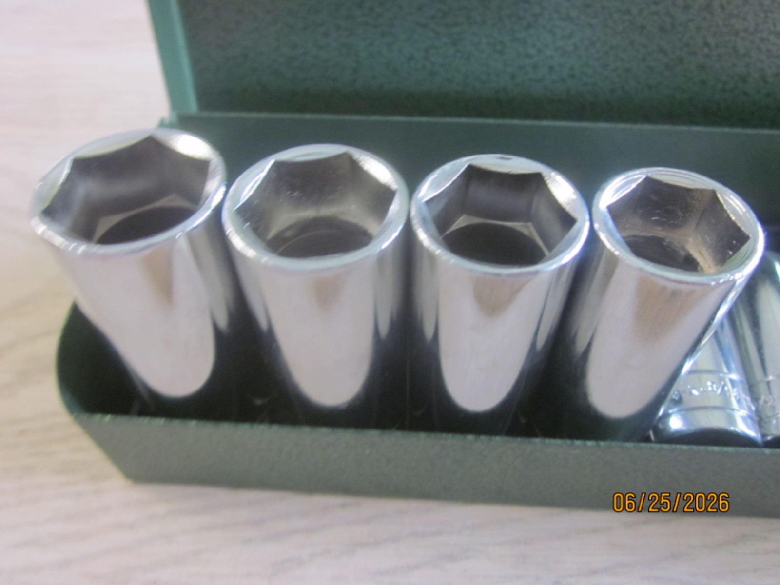 VTG S-K TOOLS VERY NEAR MINT CONDITION SAE 3/8″ DRIVE 21 PIECE SOCKET SET
