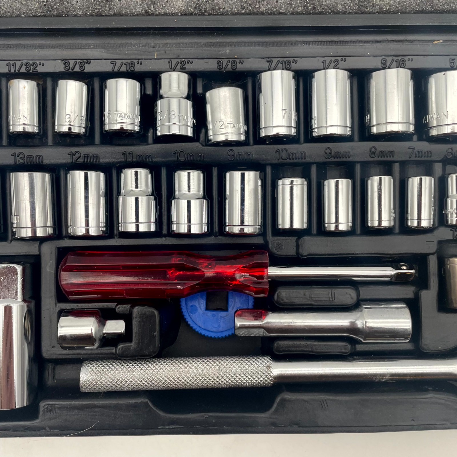 SAE Metric Multi Purpose Socket Set Chrome Vanadium with Carrying Case (40-Pcs)