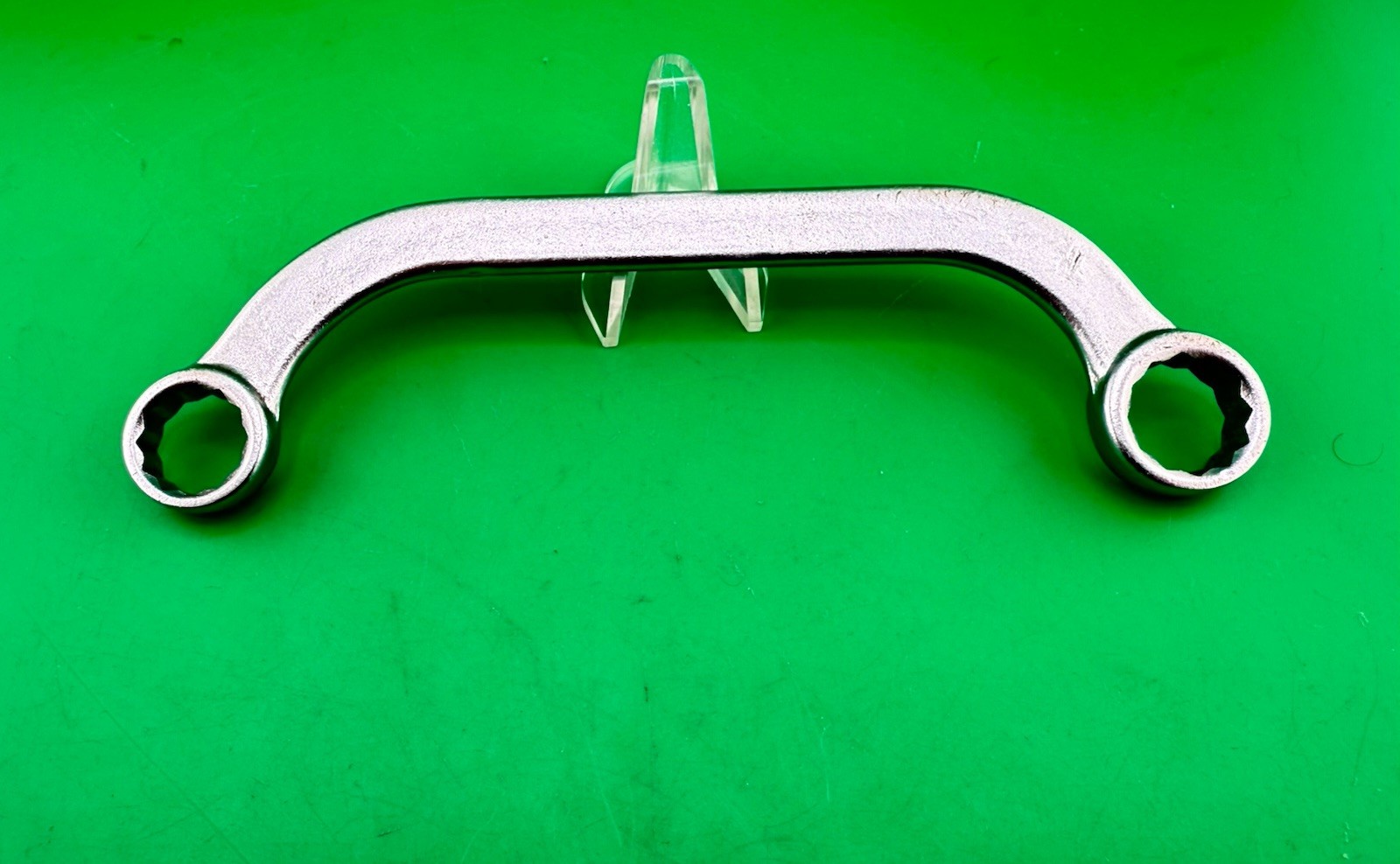 Proto Tools N0. 1730 5/8″ x 9/16″ 12pt Half Moon Box End Obstruction Wrench USA