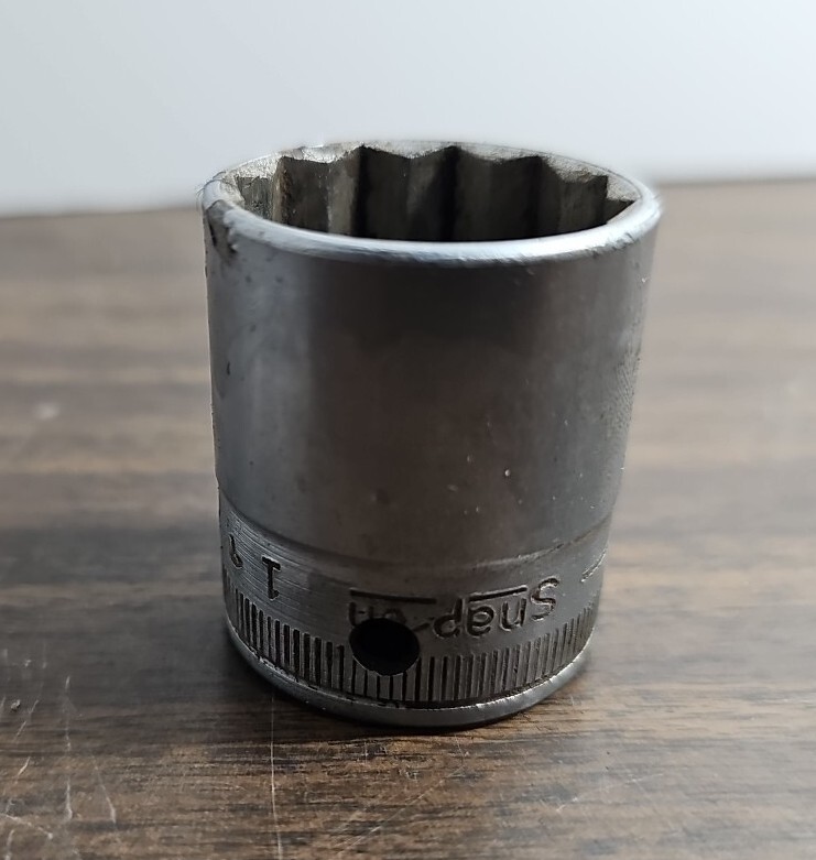 Snap-On USA 1/2” Drive SAE 1in. 12-Point Shallow Socket SW-320 1/2