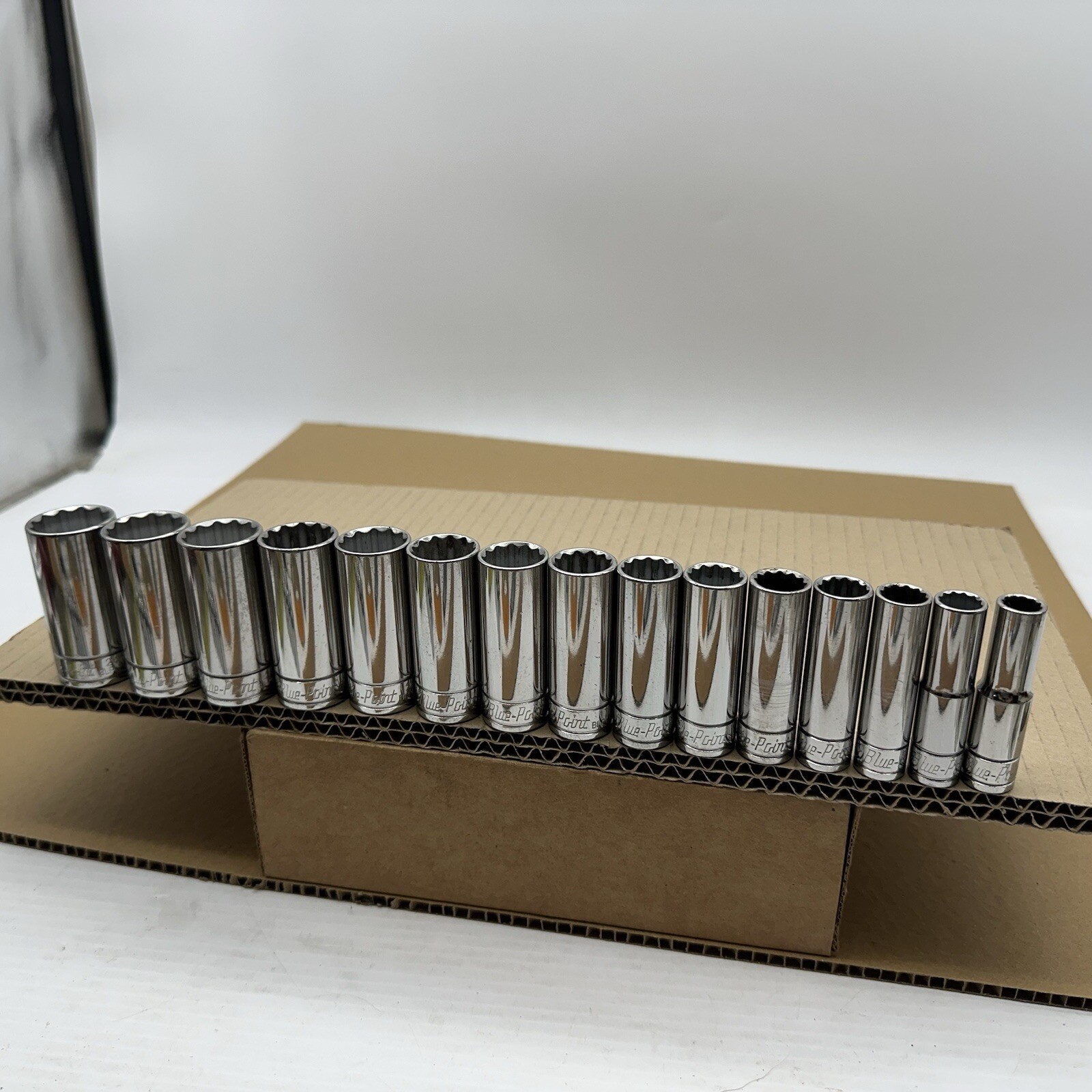 Blue-Point 3/8″ Drive 12 Point 15 Piece Deep Long Socket Set 10mm-24mm VGUC