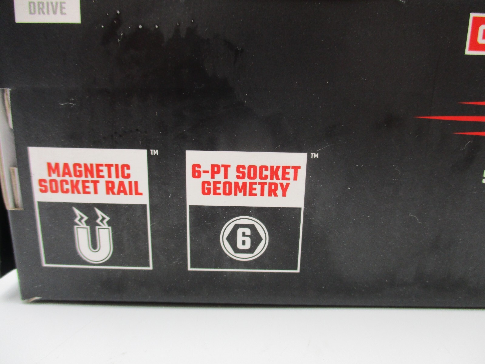 Craftsman 13Pc 1/2″ Drive 6 Point SAE Socket Set on Magnetic Rail CMMT173955V