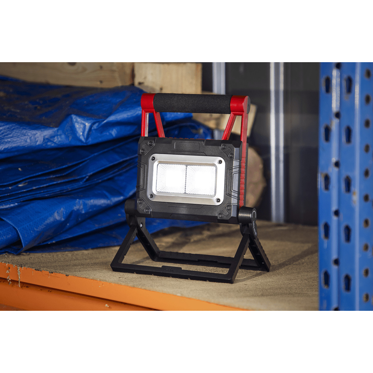 Sealey LEDFL15WS 15W LED Solar Powered Rechargeable Portable Floodlight