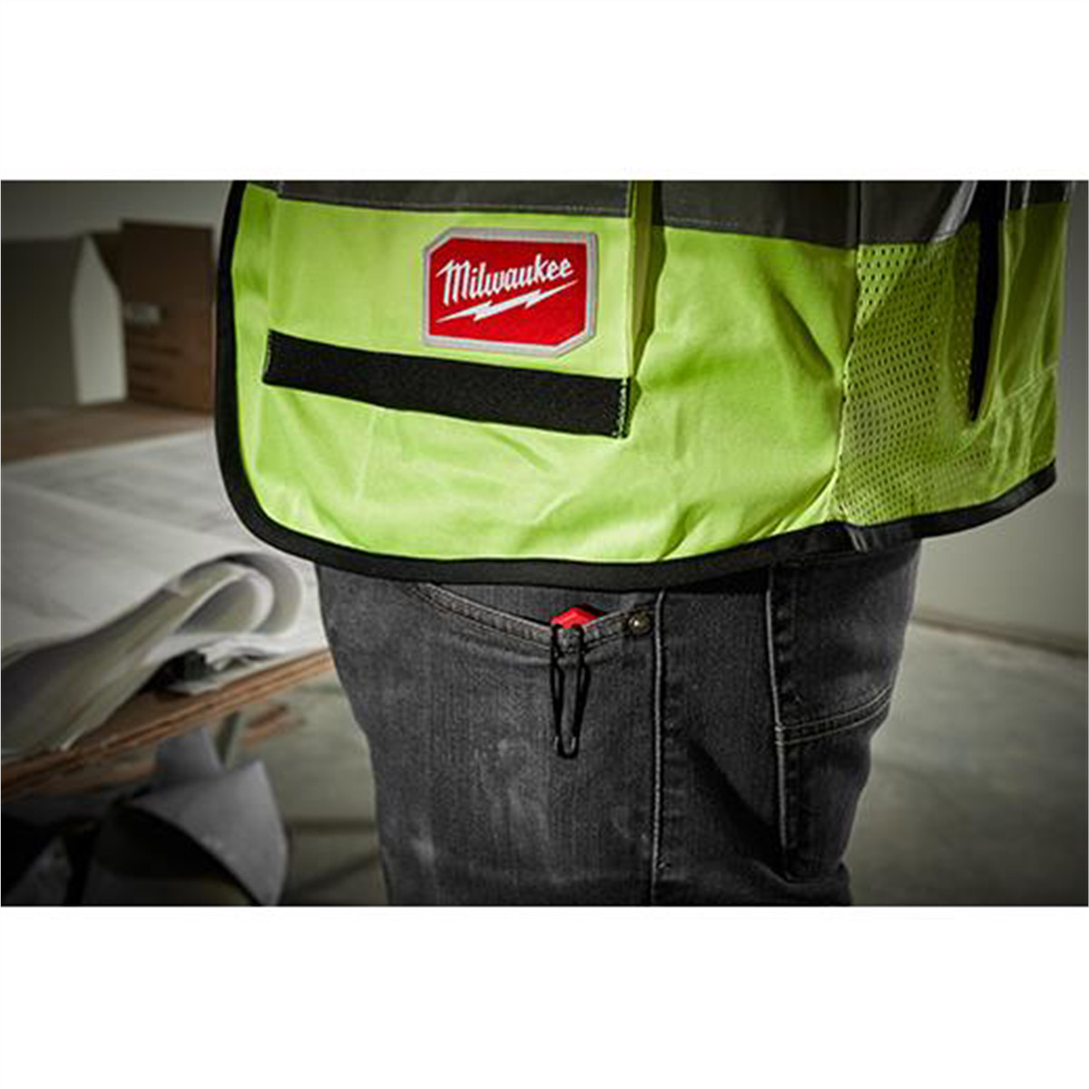 Milwaukee Tool FASTBACK Hawkbill Folding Knife