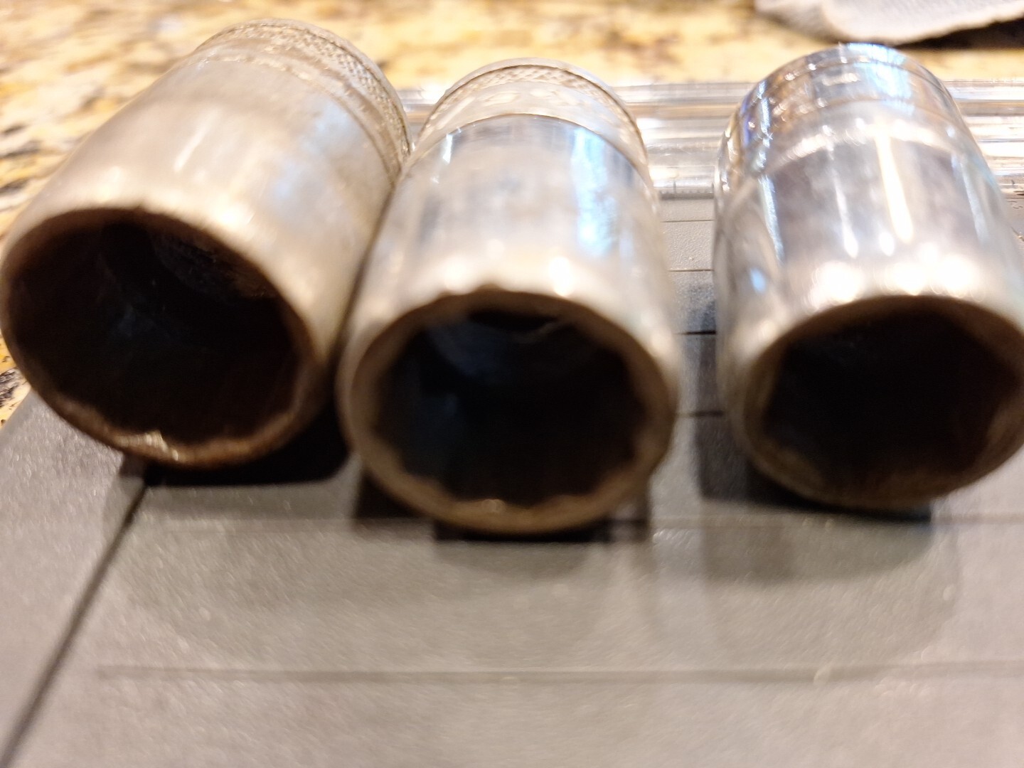 S-K Tools 1/2″ Drive 9/16″ Socket 6 Pt 40118 5/8 12 pt 40120 11/16″ 12 pt 40122