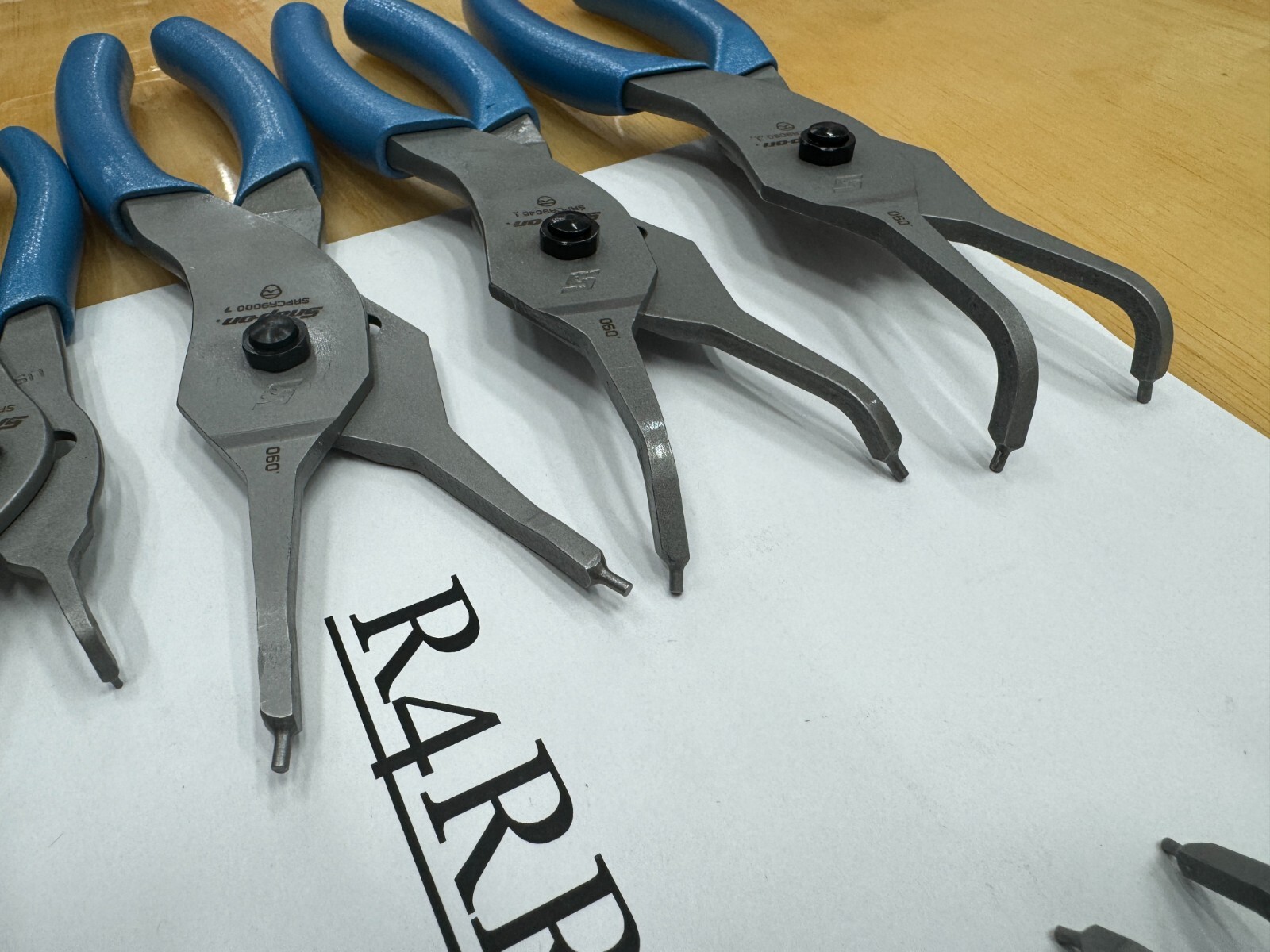 Snap-on Tools USA NEW RARE PEARL BLUE 12PC MASTER Snap Ring Plier Set SRPCR112PB