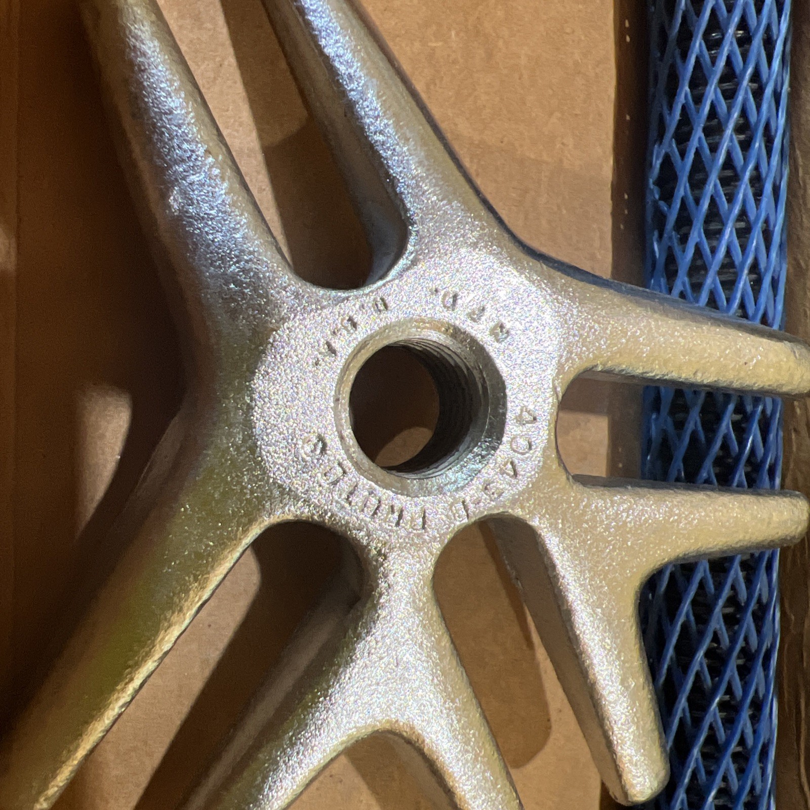 Proto 4043B Steering Wheel Puller Yoke and Shaft in original box NEW USA made