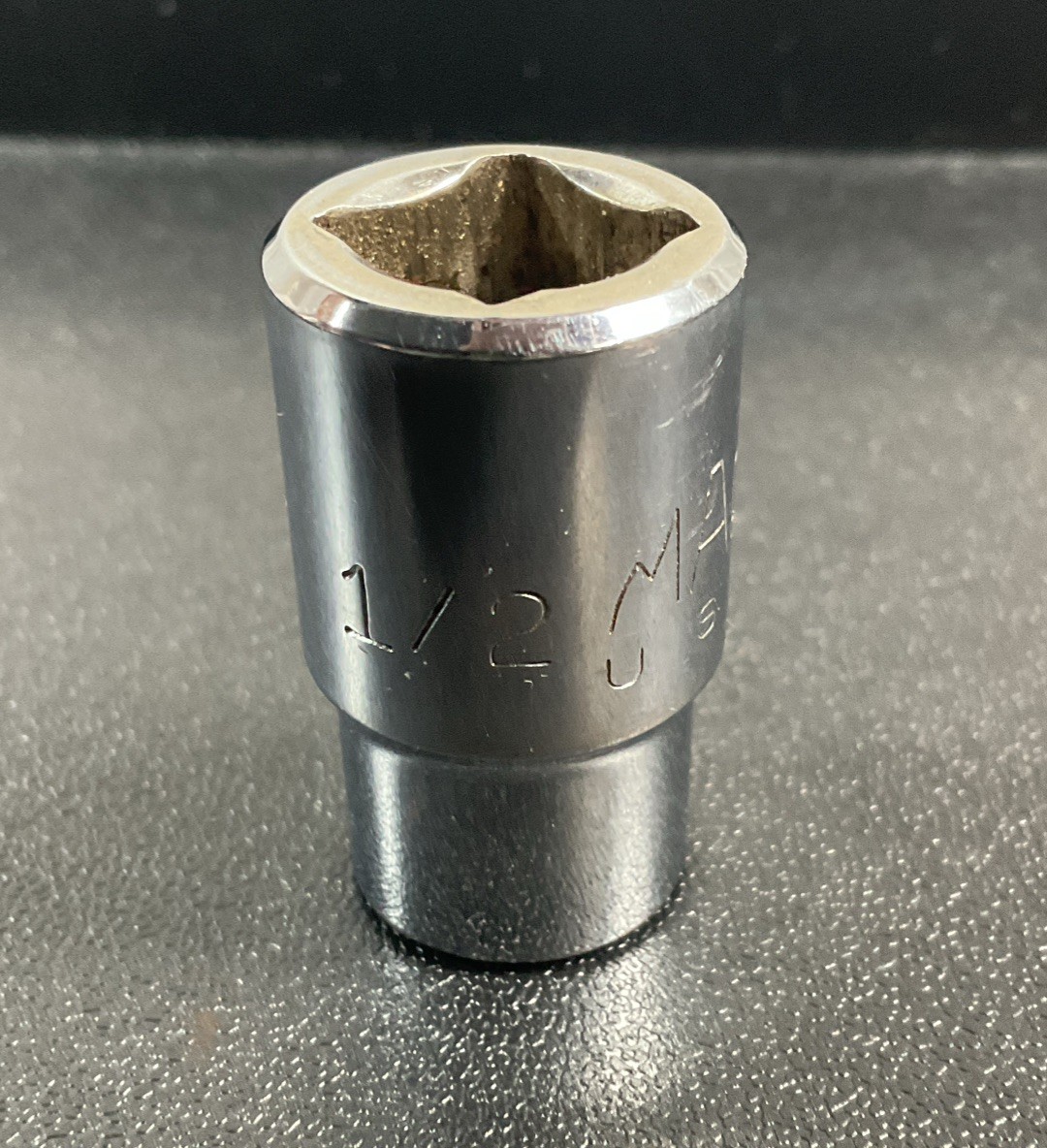 Mac Tools 1/2″ 6 Point (1/2″ Drive) Shallow Standard Socket V166 Made in USA