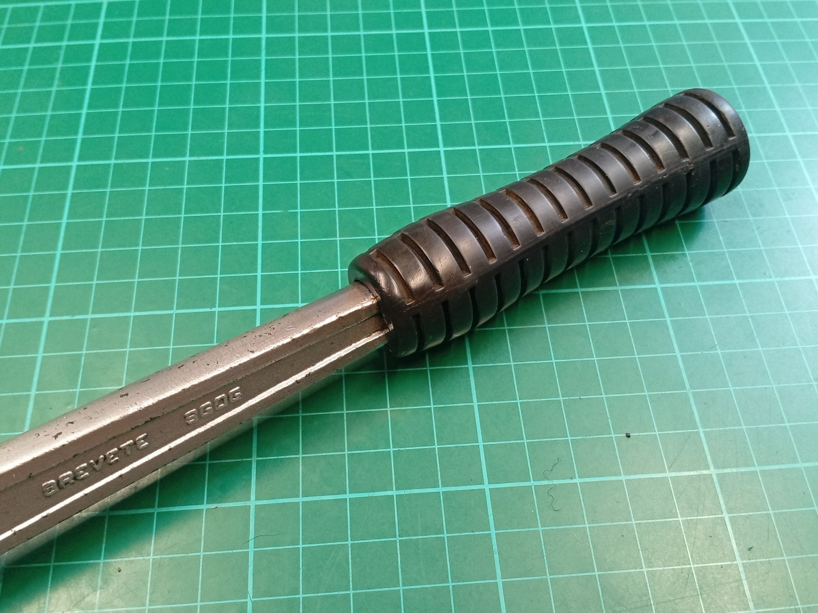 Vintage Facom S.151, 1/2″ Drive, Ratchet, Made In France (Socket Ball Defective)