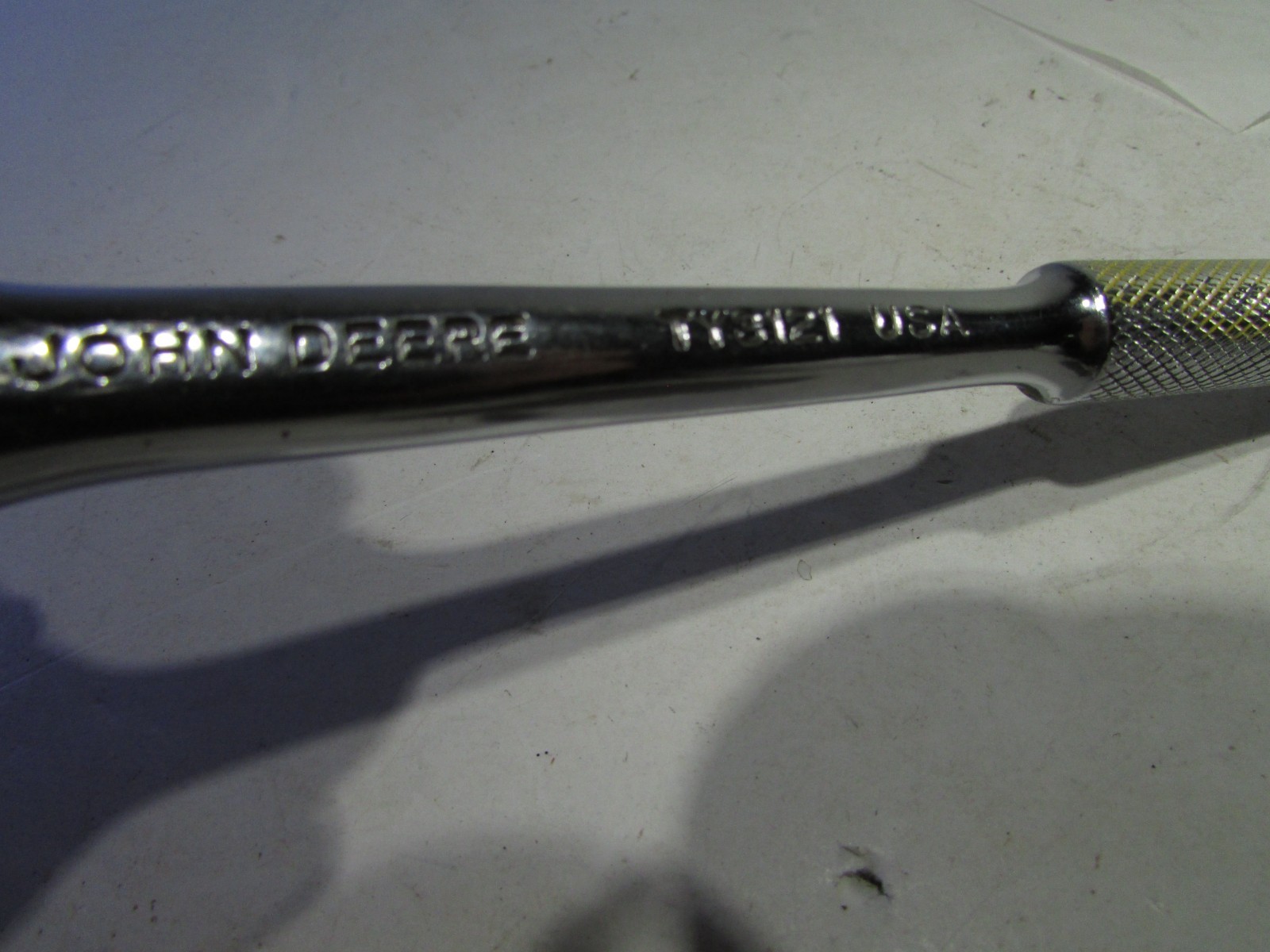 Vintage John Deere USA 3/8″ Drive 7.5″ Long Round Head Ratchet Wrench MPN TY3121