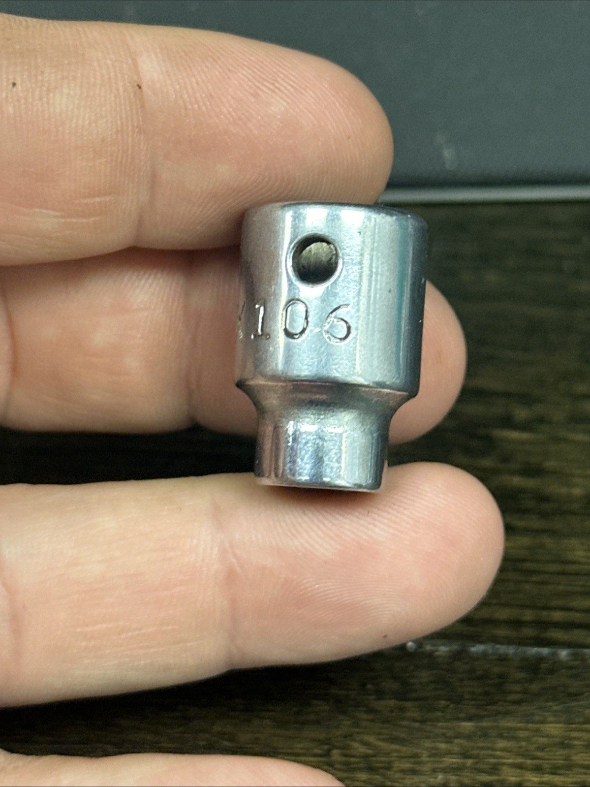 Mac Tools USA X106 5/16″ SAE Shallow Socket 3/8″ Drive 6 Point Chrome Finish