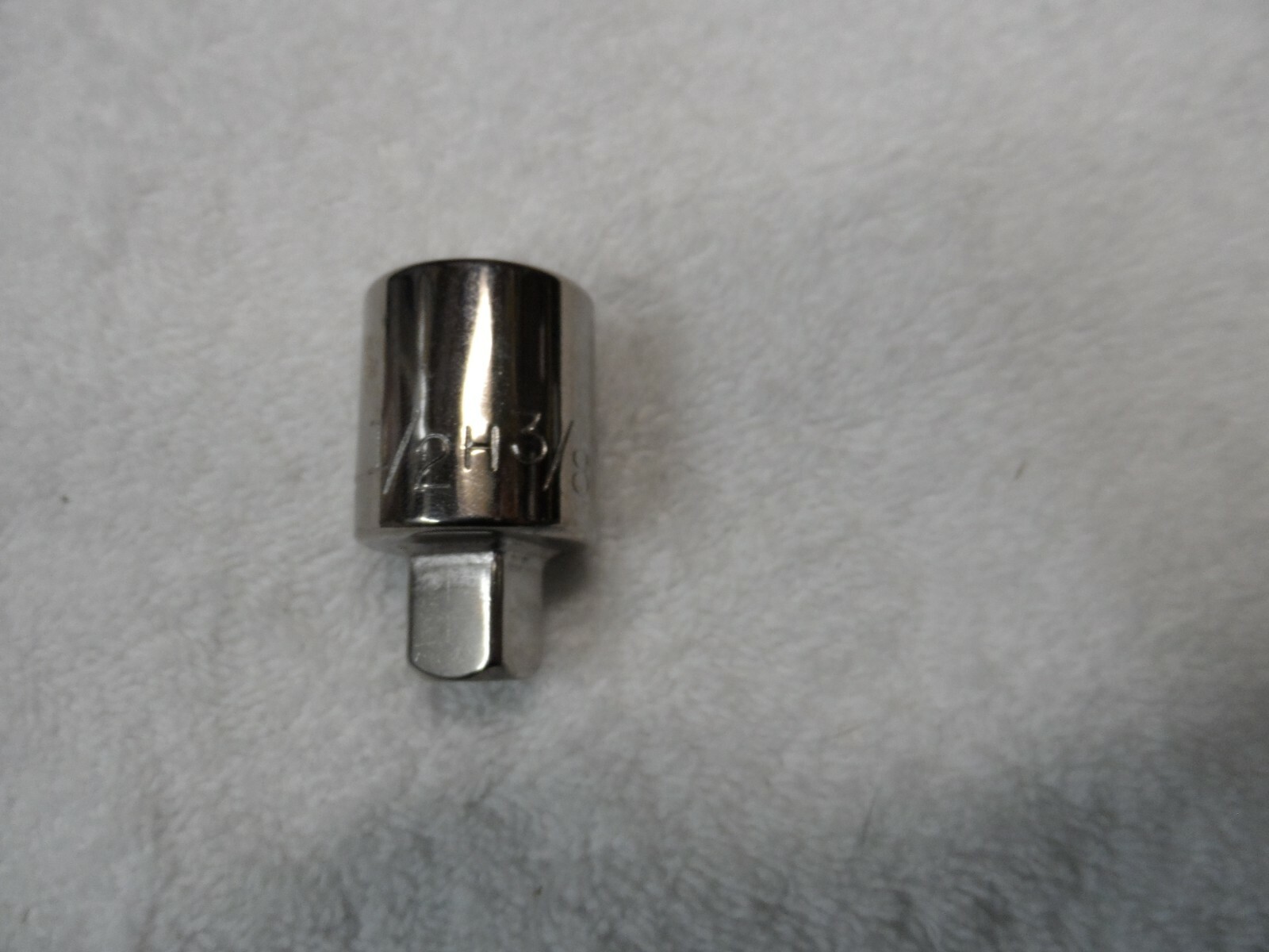 Craftsman 1/2″ to 3/8″ Drive Socket Adapter / Reducer, made USA – Part # 4259