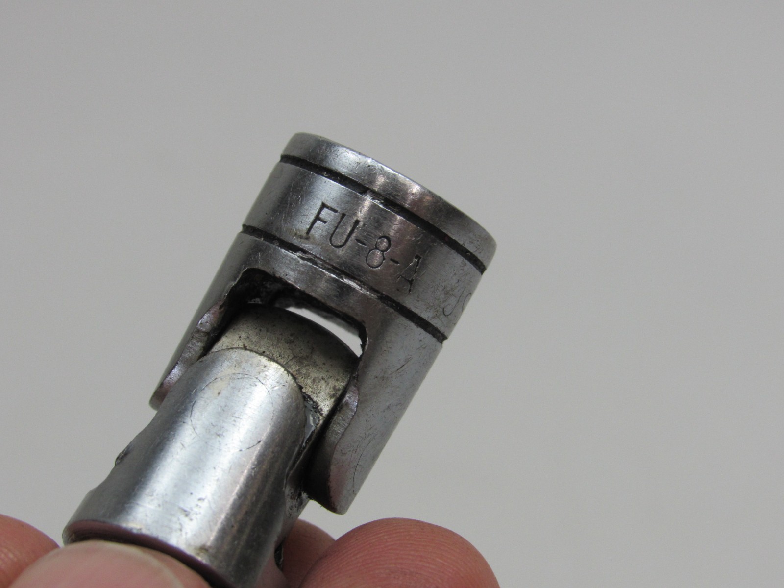 Snap-on Tools FU8A 3/8″ Drive Universal Swivel Joint Socket Adapter USA
