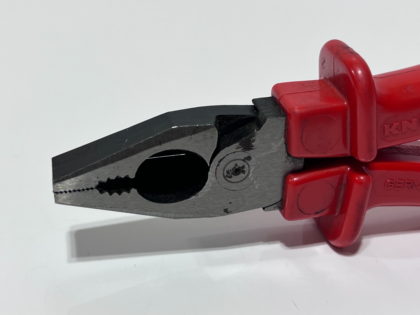 Cornwell KNIPEX AE-KN 0202-8E Insulated High Leverage Cutting & Gripping Pliers