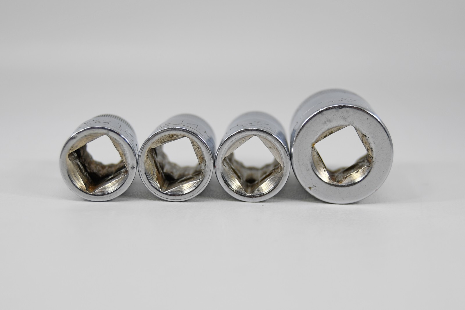 Lot of 4 Craftsman Tools VV Series Sockets 13 14 15 22 mm Metric 1/2″ Drive USA