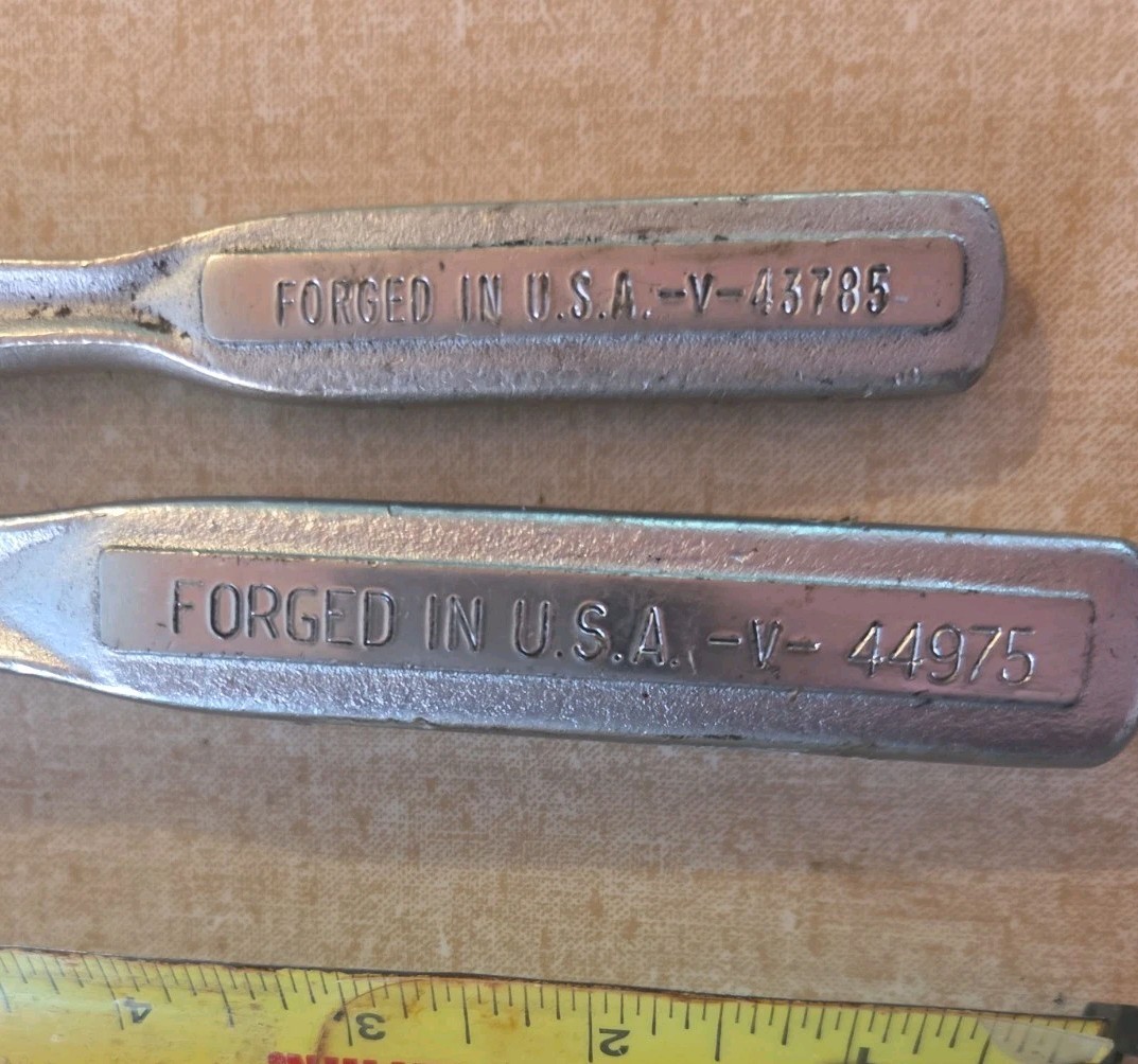 Vintage Craftsman USA Ratchet Set 3/8″ and 1/2″ Drive V Series With Oil Port