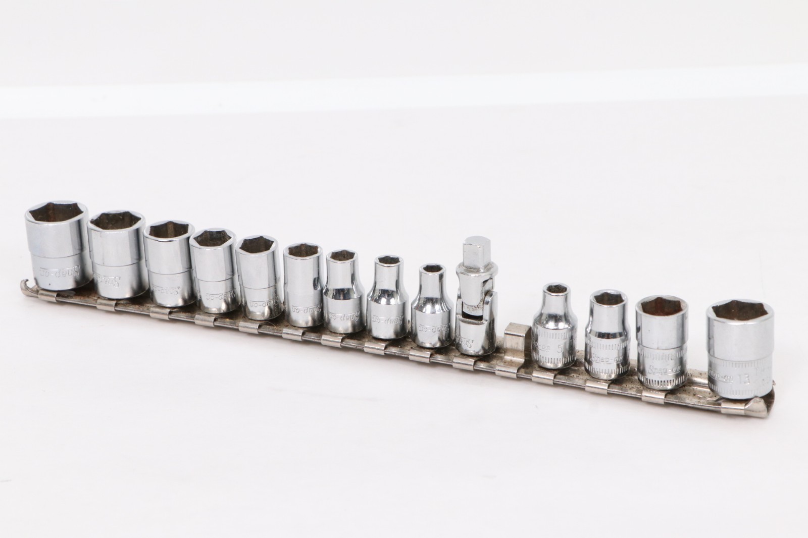 Snap-On Mixed SAE & Metric Socket Set / 1/4″ Drive / Includes Swivel Adapter