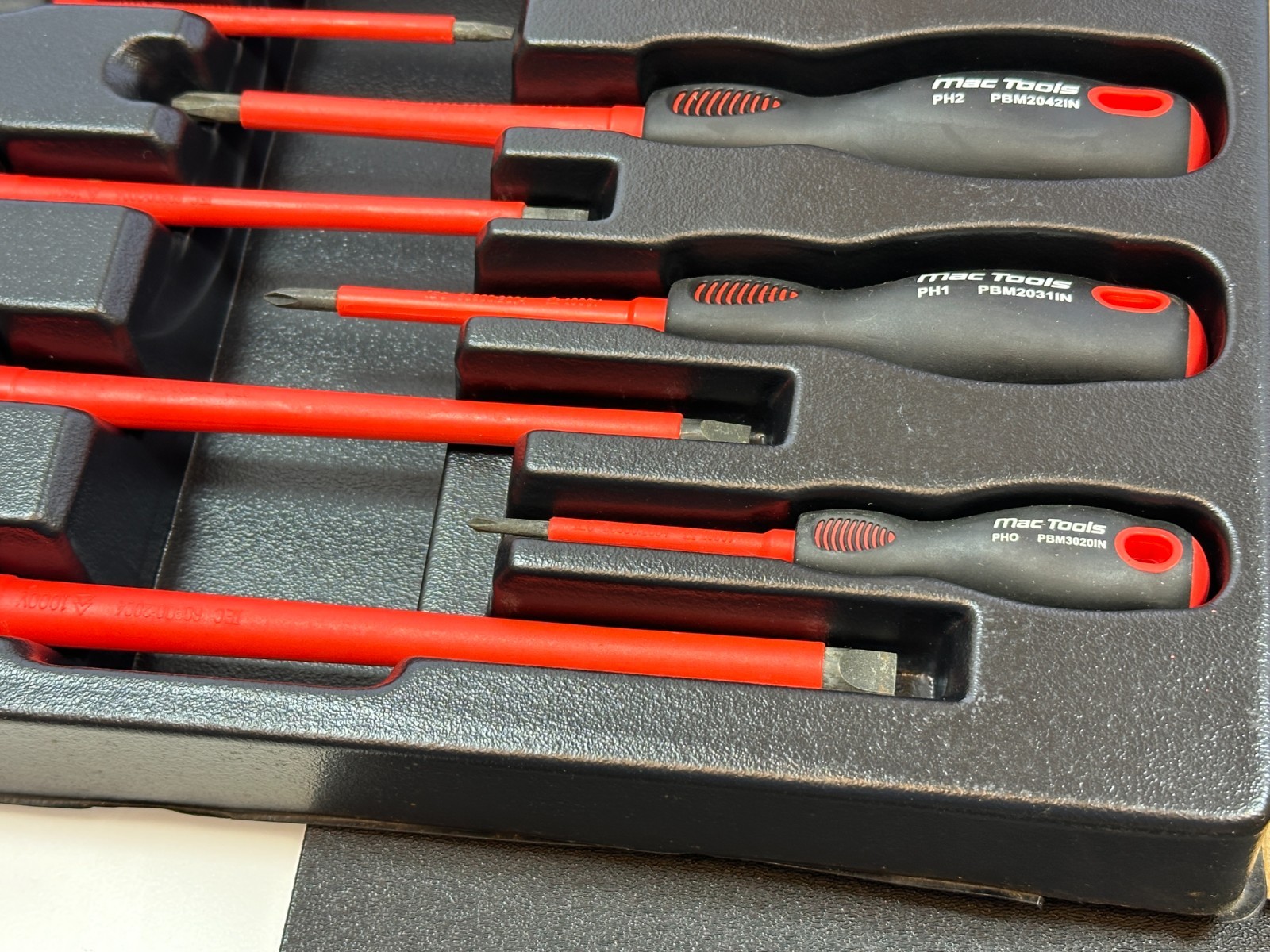 MAC Tools SDRBI9 9pc Insulated Screwdriver Set VDE/GS Certified, Flat & Phillips