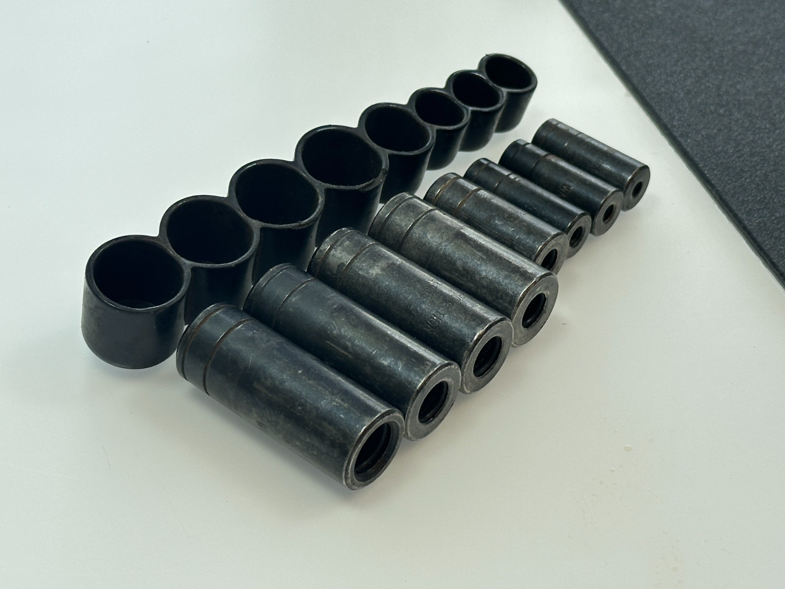 Lisle Tools USA 70500 – 1/4″ & 3/8″ Drive 8 Pc Tap Socket Driver Set