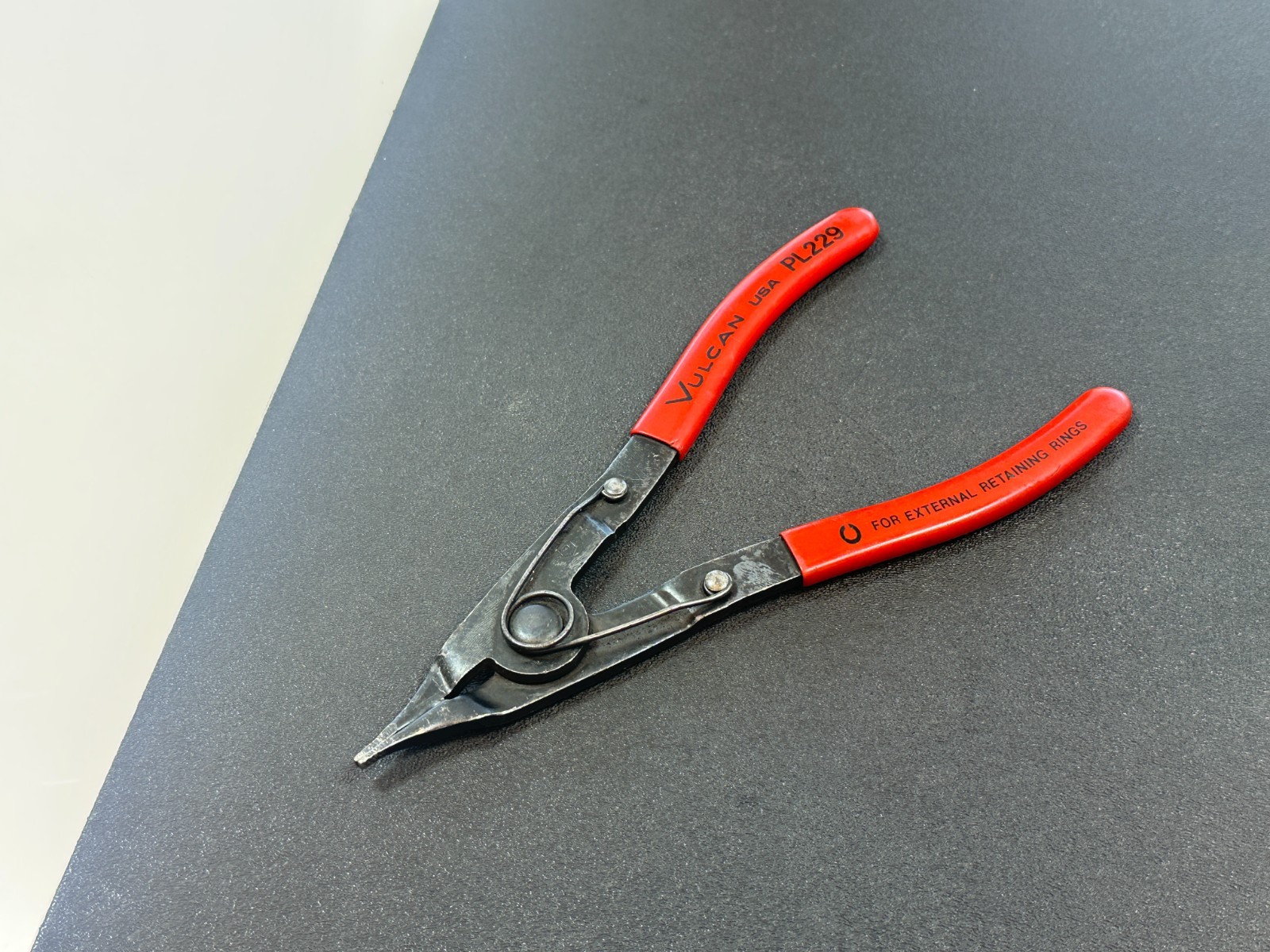 🇺🇸 VULCAN Tools USA (Rare) PL229 External Snap Ring Retaining Clip Pliers, RED