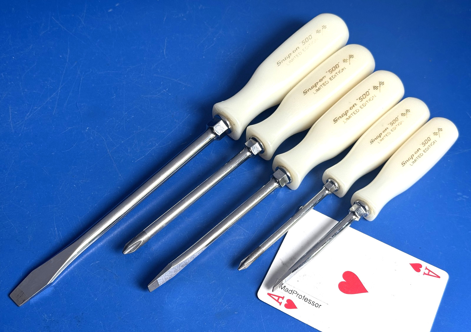 Snap-on 500 Pearl White Hard Grip Combination 5-pc Screwdriver Set NEW blades LN