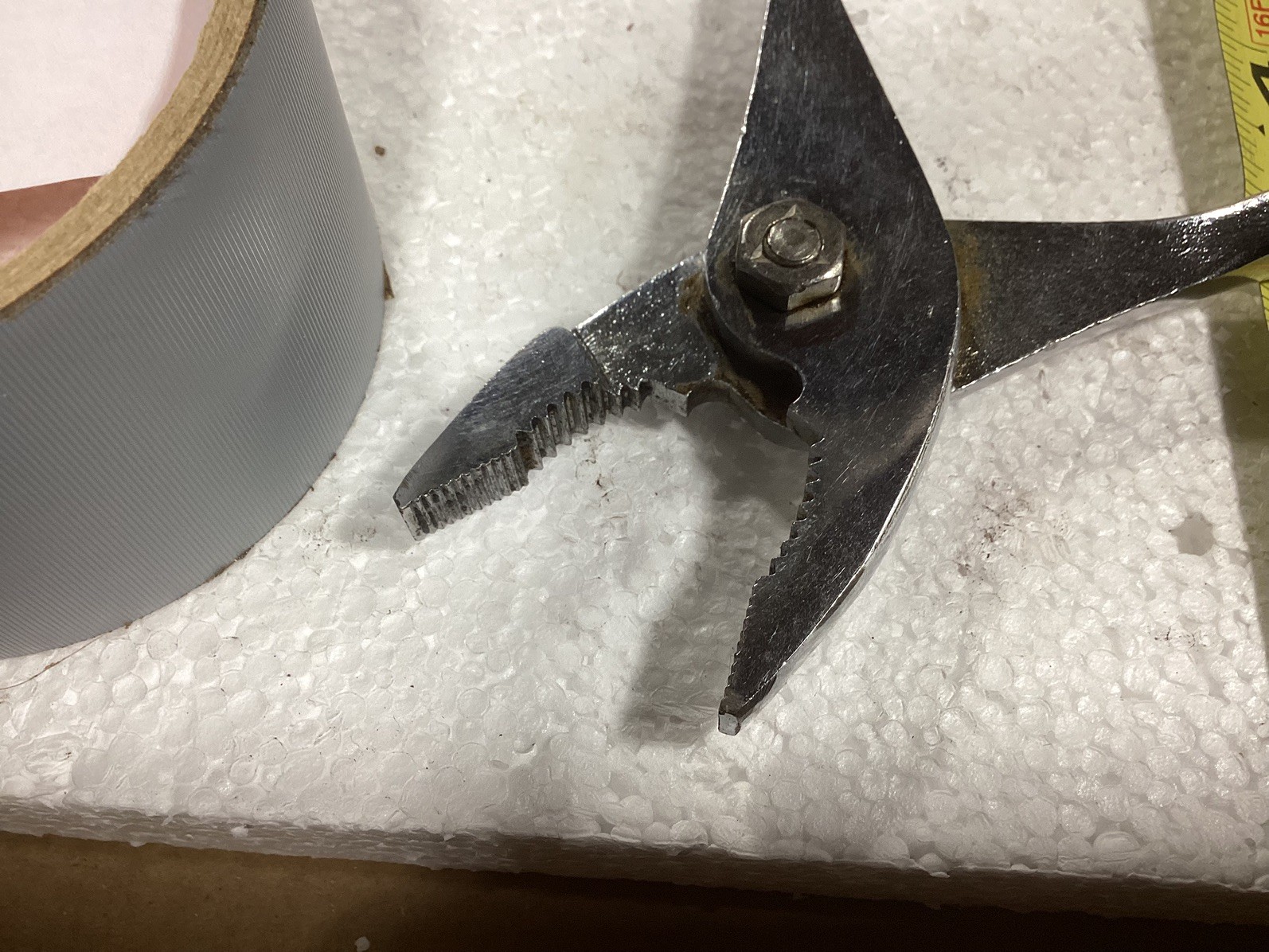 Snap On Tools USA Vintage Slip Joint Pliers 46 With Cutters Vacuum Grip 6.5″