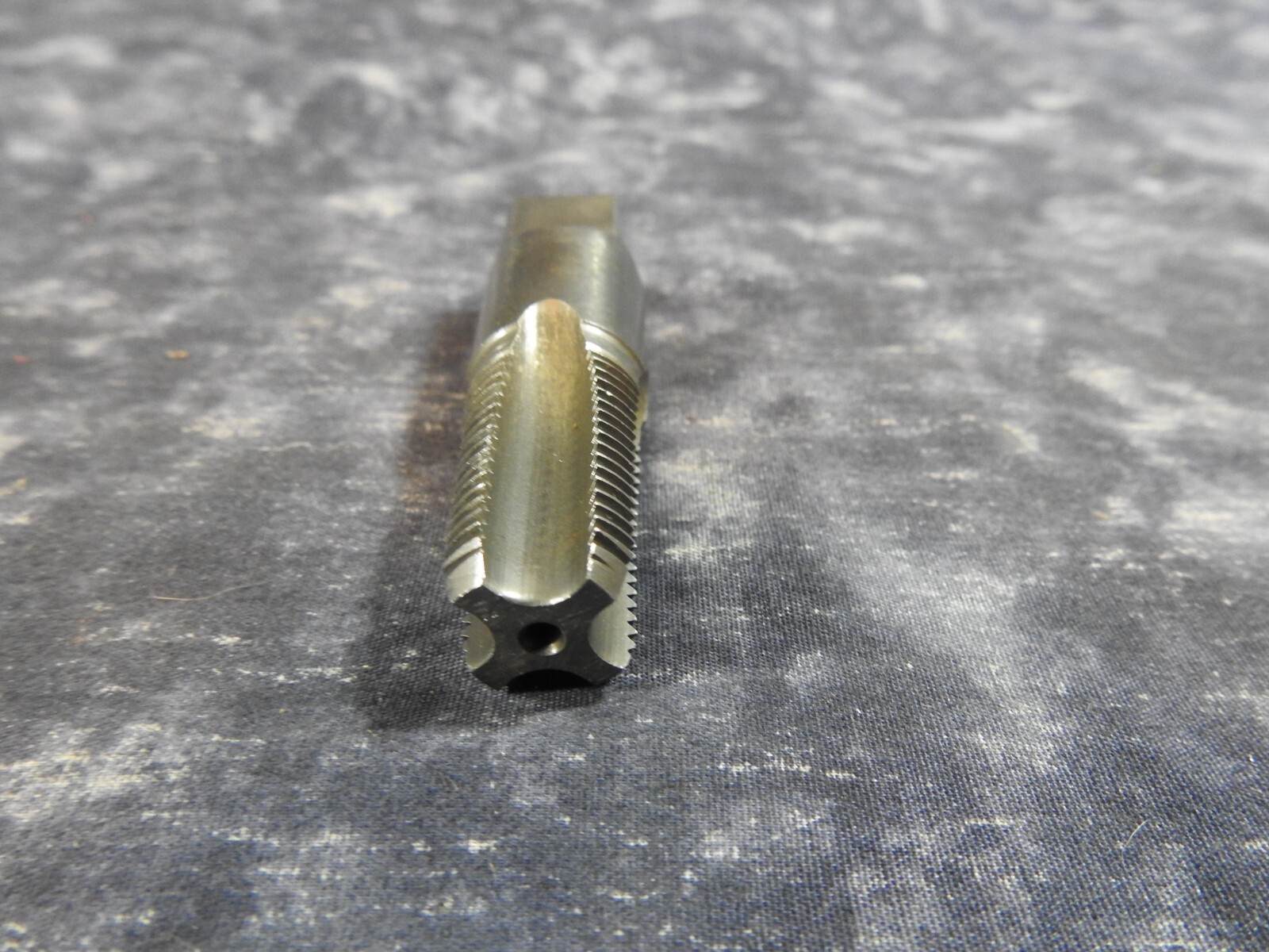 3/8″-18 NPT Taper Pipe Tap USA RH Steel 4 Flute USA