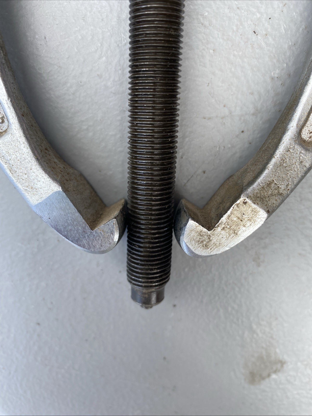 VINTAGE CRAFTSMAN 2 JAW GEAR PULLER 5 1/2 Inch No.46901