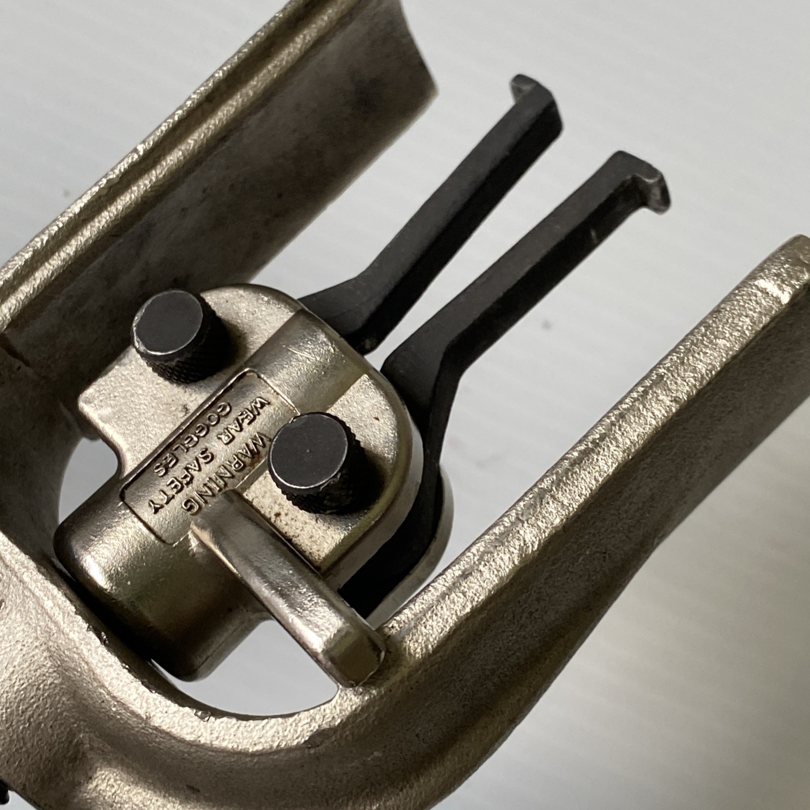 Snap-on A78 Pilot Bearing & Small Bushing Puller Remover Tool 2″ Jaw USA