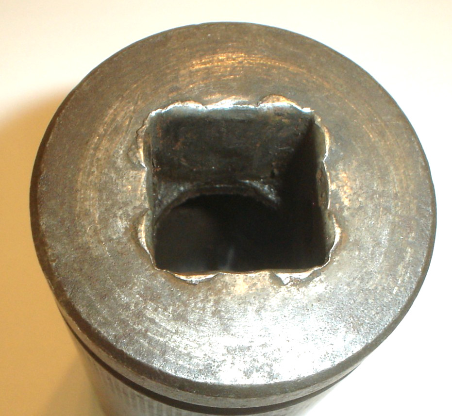 Wright Tools USA 6978 3/4″ Drive 6-Point SAE 1-3/16″ Deep Well Impact Socket