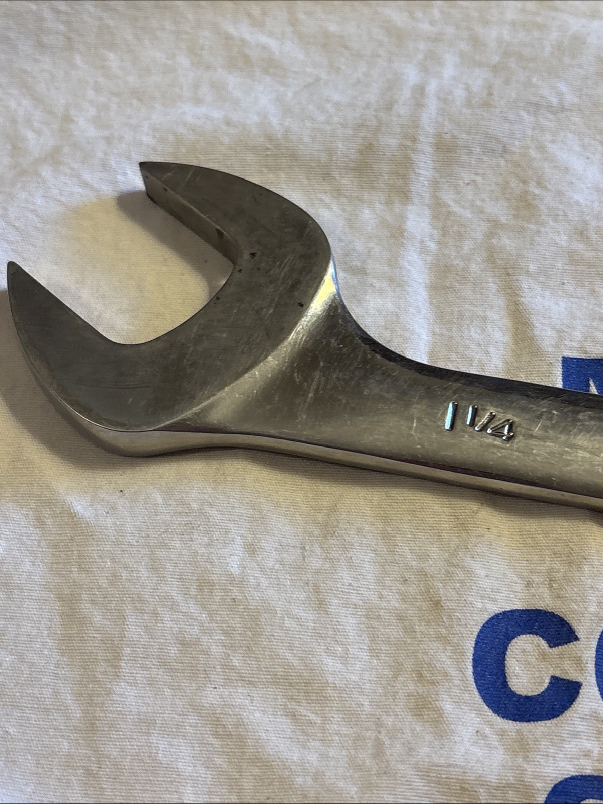 2001 Snap-on USA 1-1/4″ SAE Chrome Four-Way Open-End Angle Head Wrench VS40B