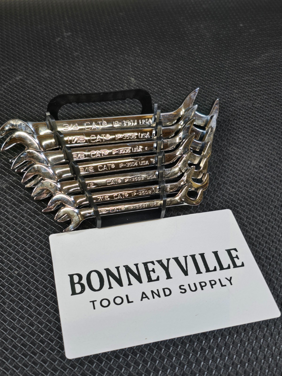 CAT Tools USA 3/8″ to 1-14″ 14pc SAE Open End Angle Wrench Set Snap On