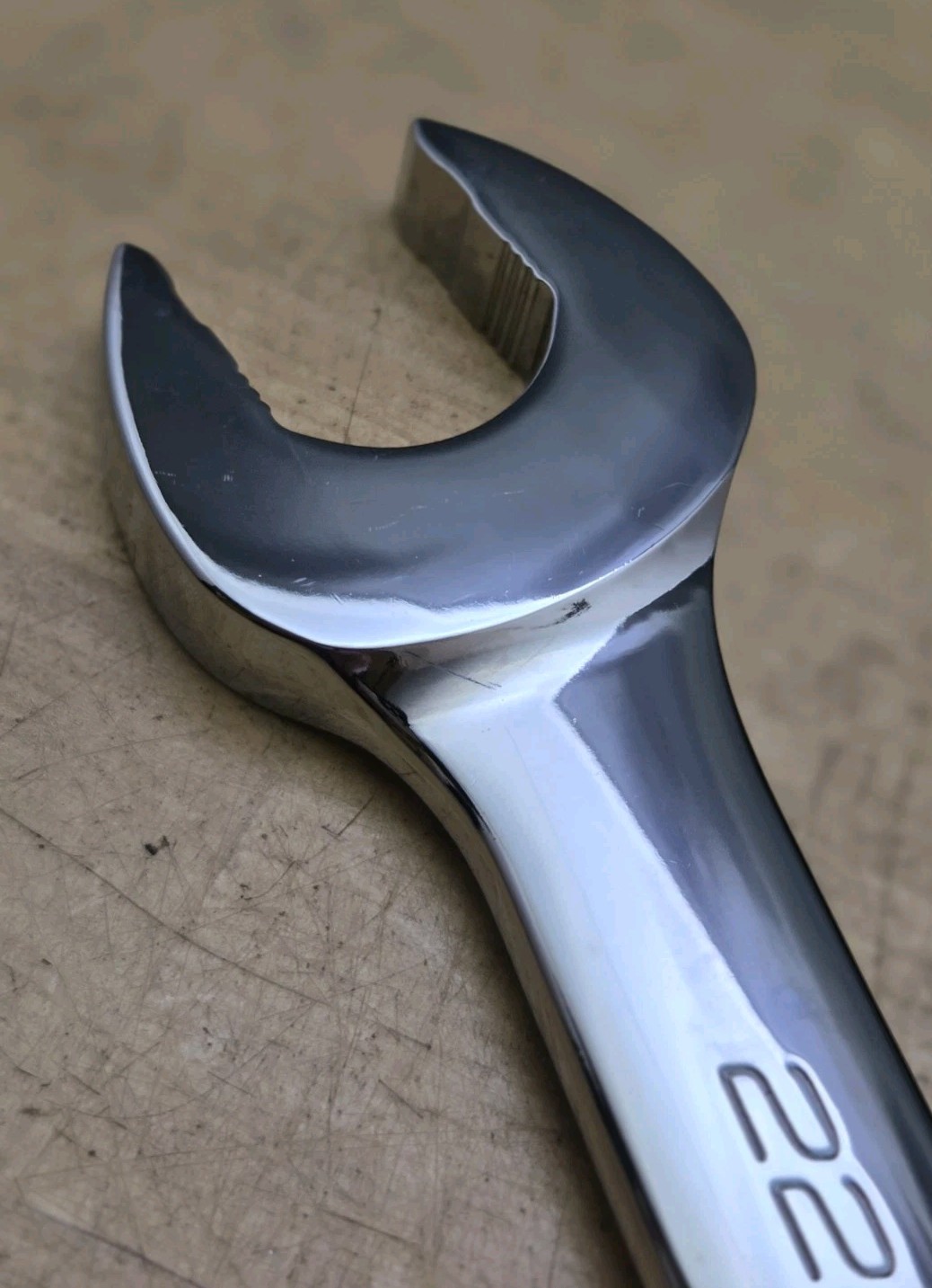 New Snap On SOEXM22 – 22mm Flank Drive Plus Standard Handle 12Pt Combo Wrench