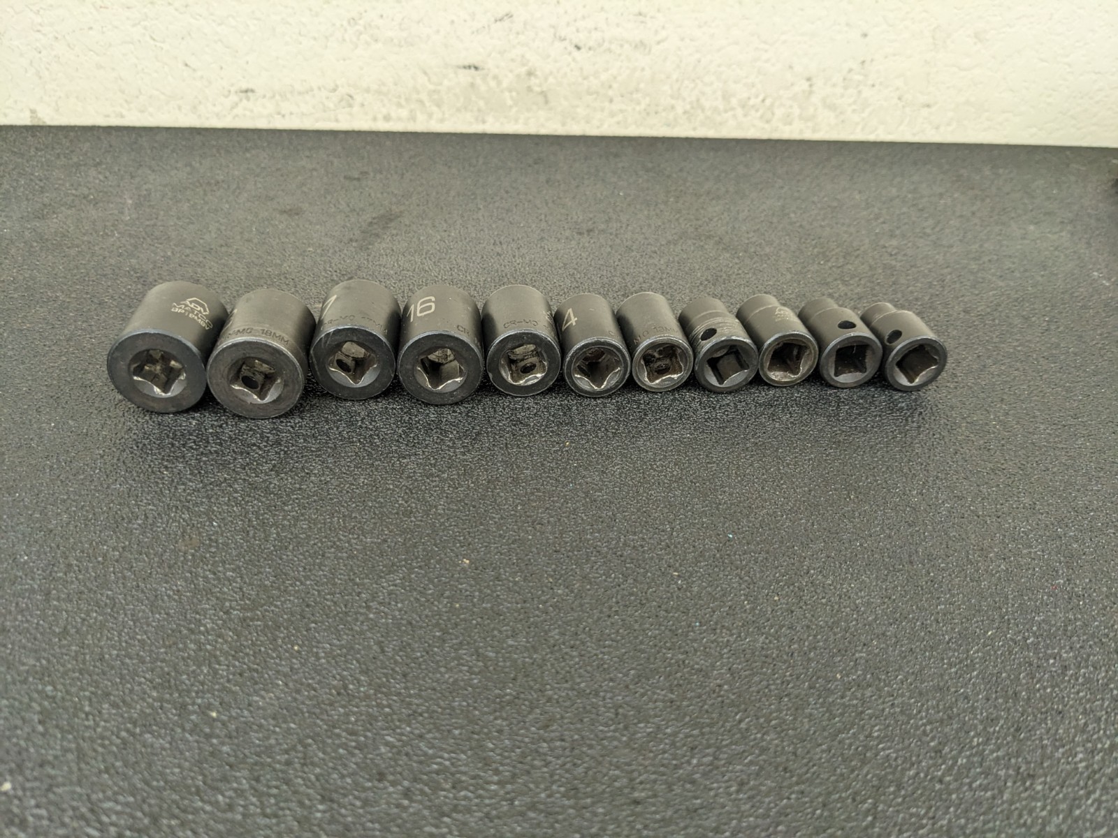 #bo195 Matco Tools ADV 3/8 Drive Short Shallow Impact Socket Metric 6 Point Set