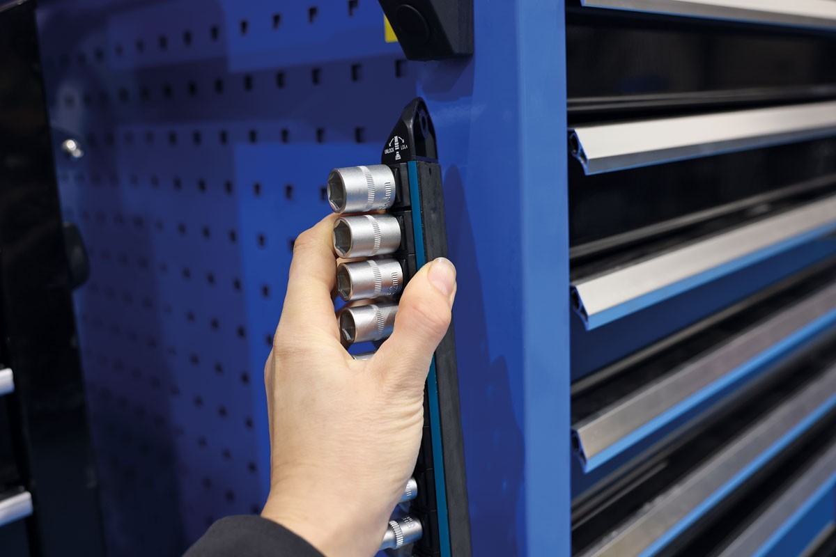 Laser Tools 9330 LocSoc Socket Set 1/4″D & 3/8″D 21 Piece
