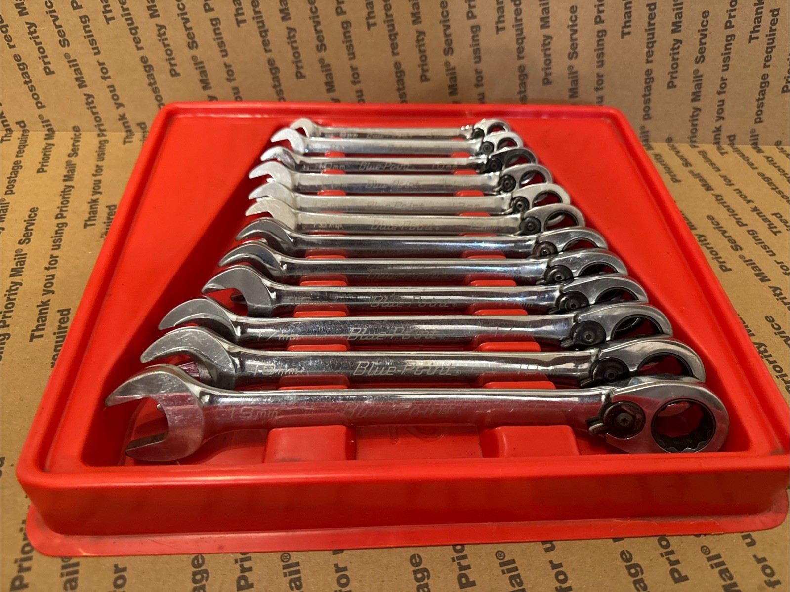 Blue Point 12 Pc Metric Reversible Ratcheting Wrench Set 8-19mm BOERM712