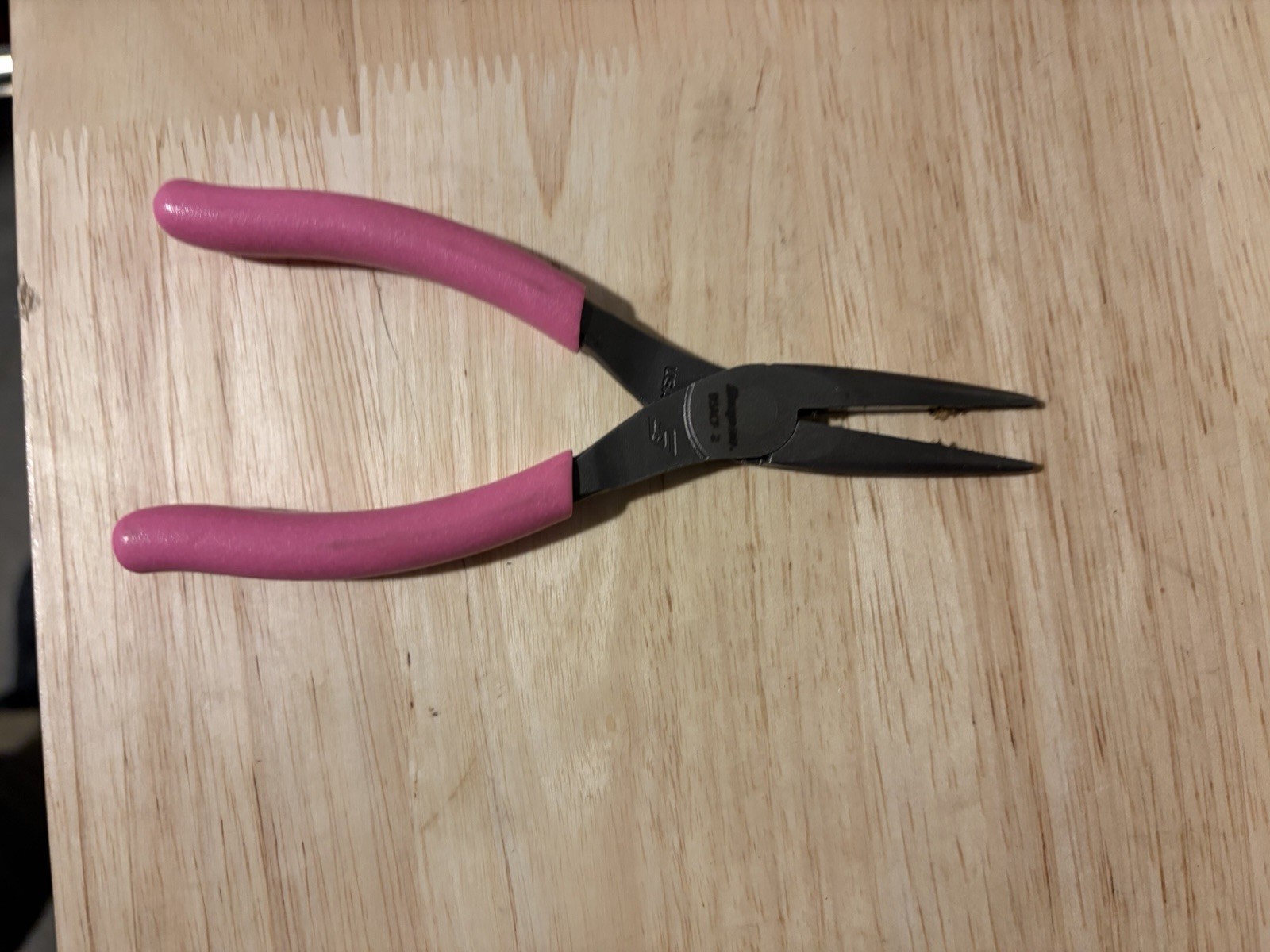 Snap-On 95ACF Long Needle Nose Pliers – Pink Handles – Made in USA