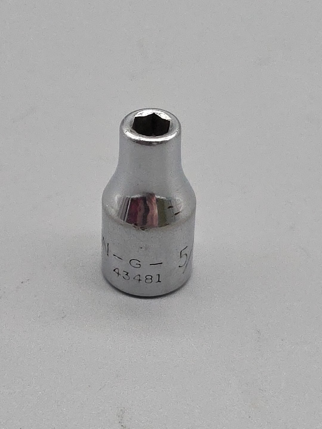 Craftsman Tools 5/32» SAE 1/4» Dr 6 Pt Shallow Socket -G- 43481 USA