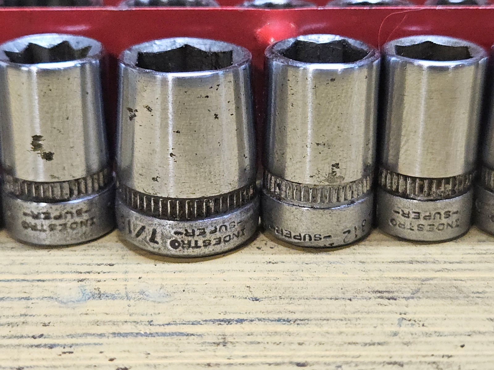Vintage Indestro No. 7600 1/4” Drive Socket Set w/Metal Box Ratchet Bar Sockets