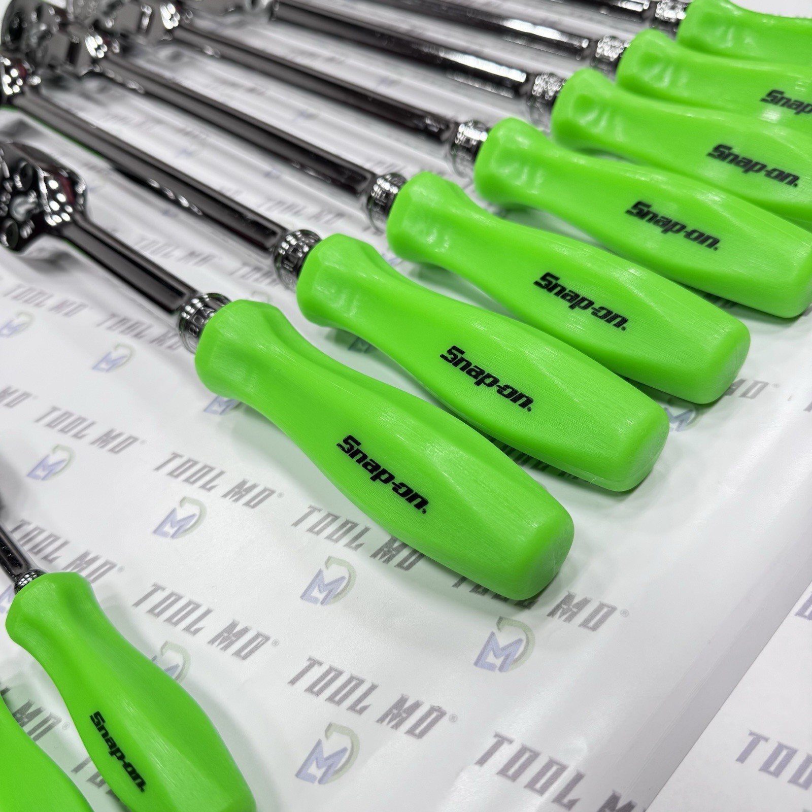 Snap-on Tools USA RARE 31pc GREEN 1/2″ 3/8″ 1/4″ Drive Ratchet Set SHLFD80A