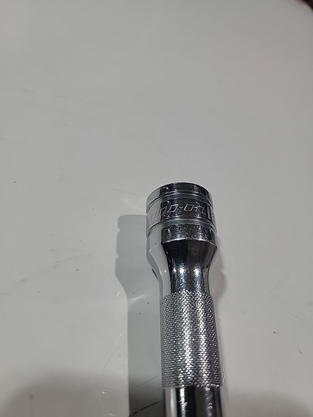 Snap-On Tools SXK11, 1/2″ Drive 11″ Extension, Chrome Knurled Shank **USED**