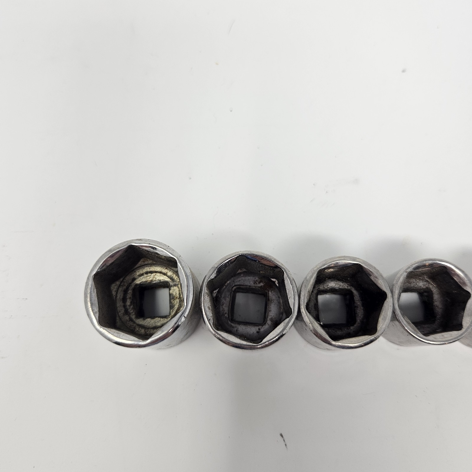 Craftsman USA Socket Set SAE 6 Pt Point 3/8 Drive Shallow